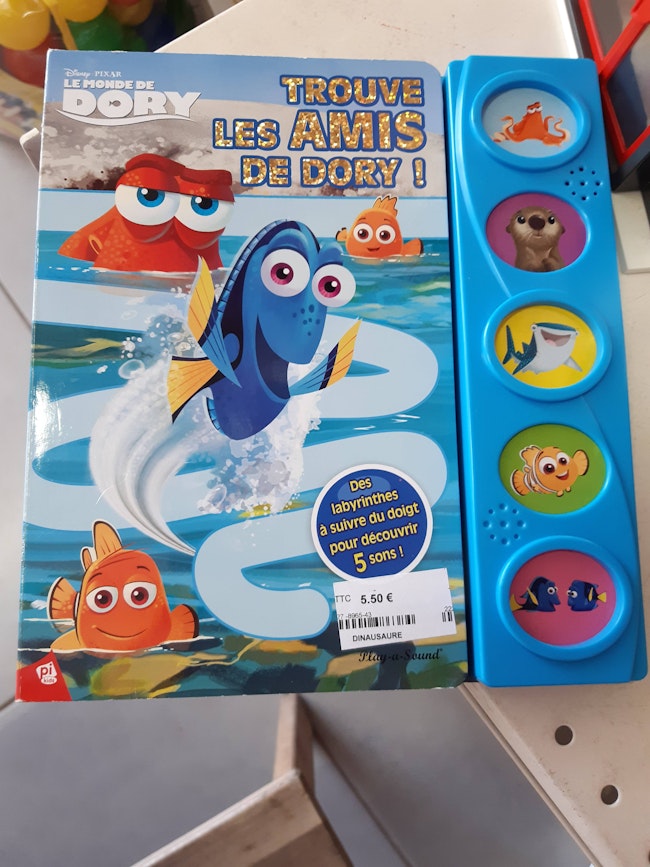 Livre Disney Le Monde De Dory Beebs Achat Vente Bebe