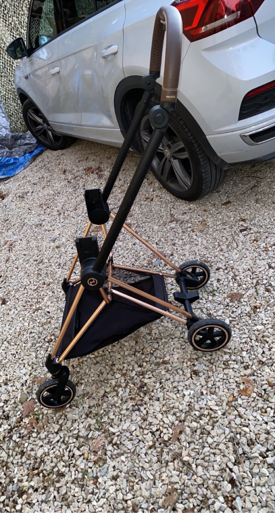 Poussette CYBEX MIOS Châssis Rose Gold - photo numéro 3