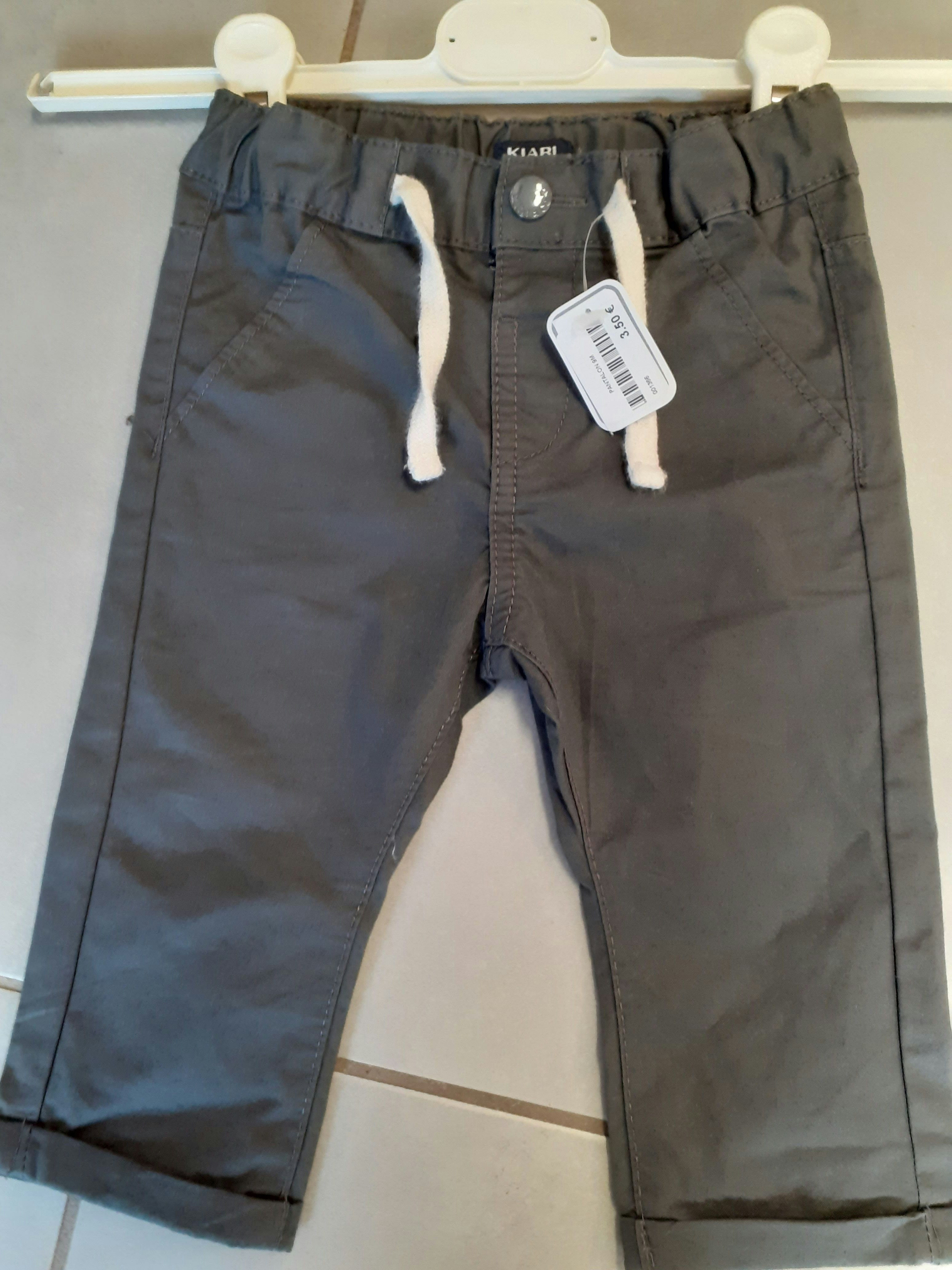 Pantalon gris Kiabi (9mois)