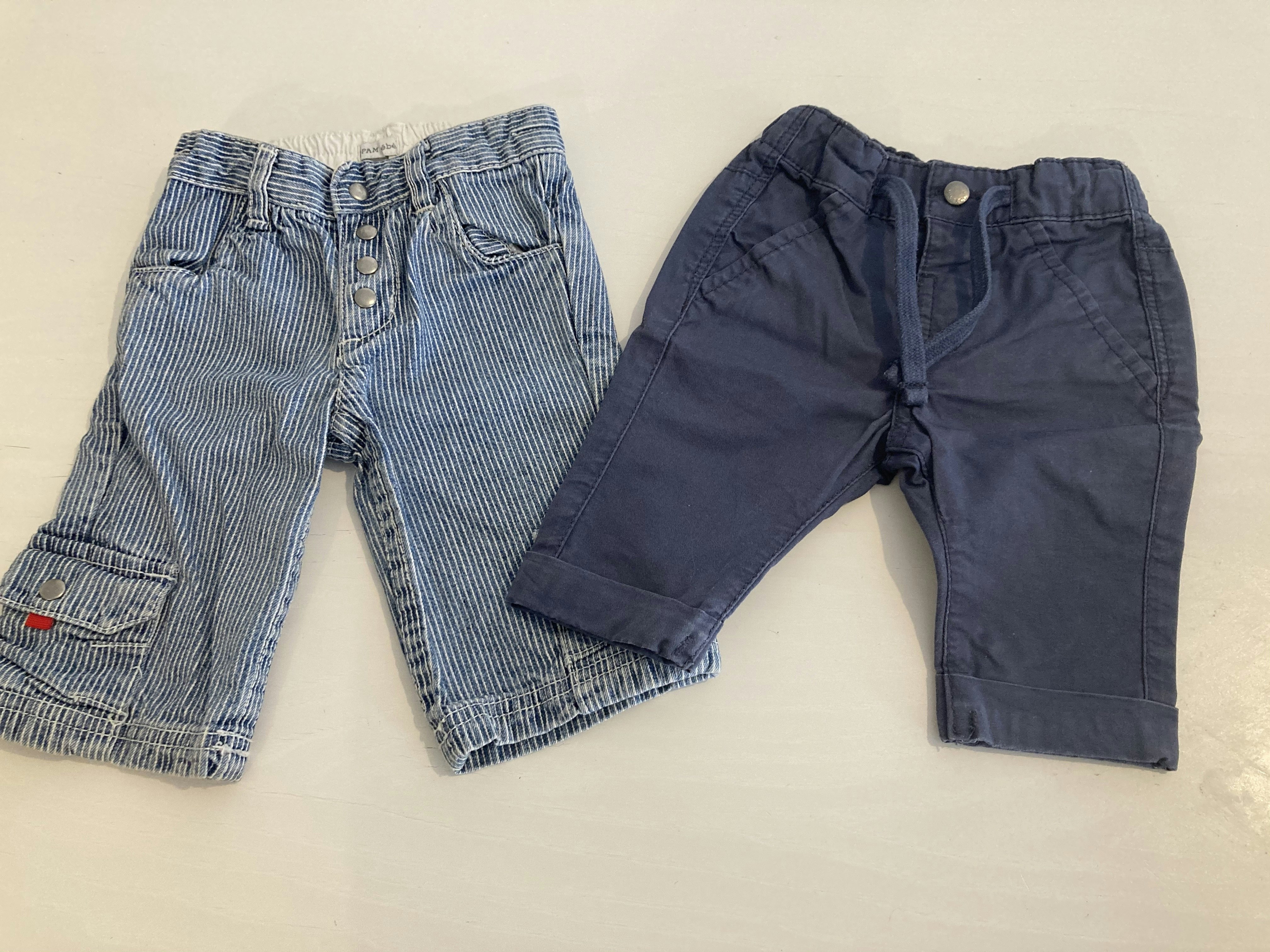 Lot 2 pantalons 1 mois
