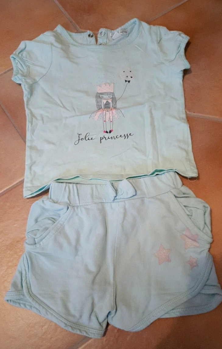 Ensemble short et tee shirt