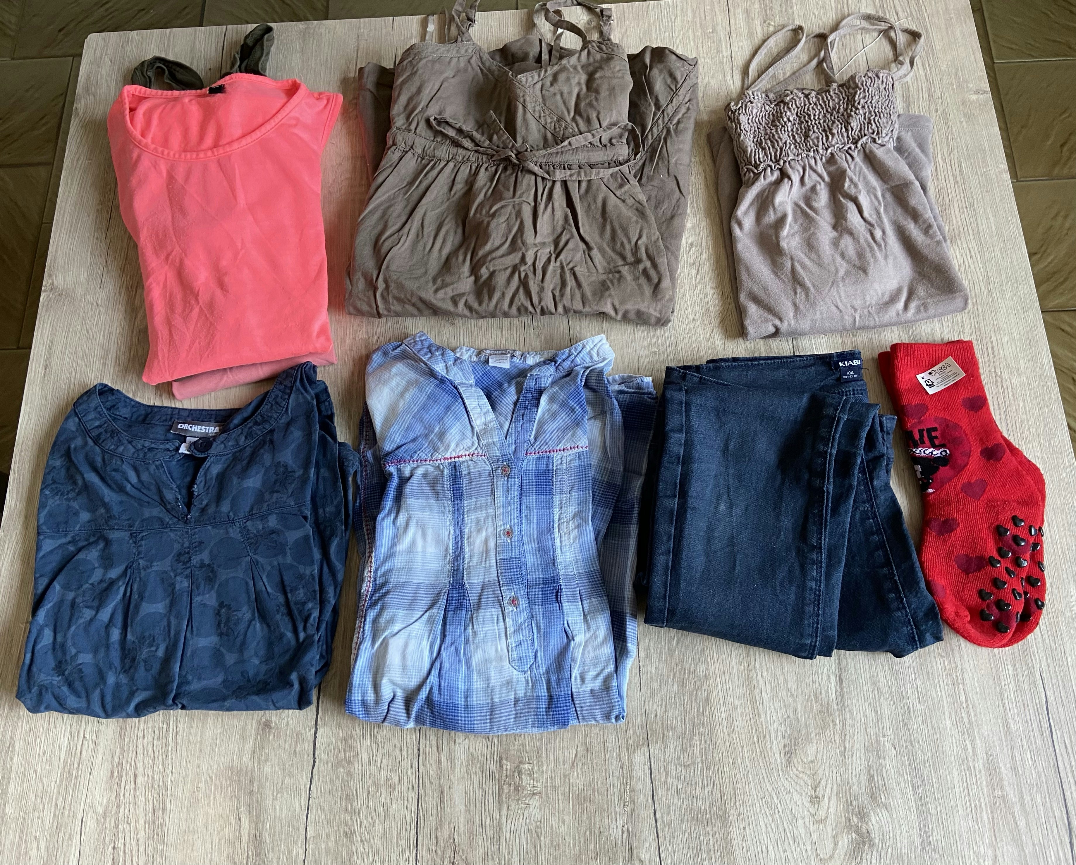 Lot de vêtements fille 10 ans.