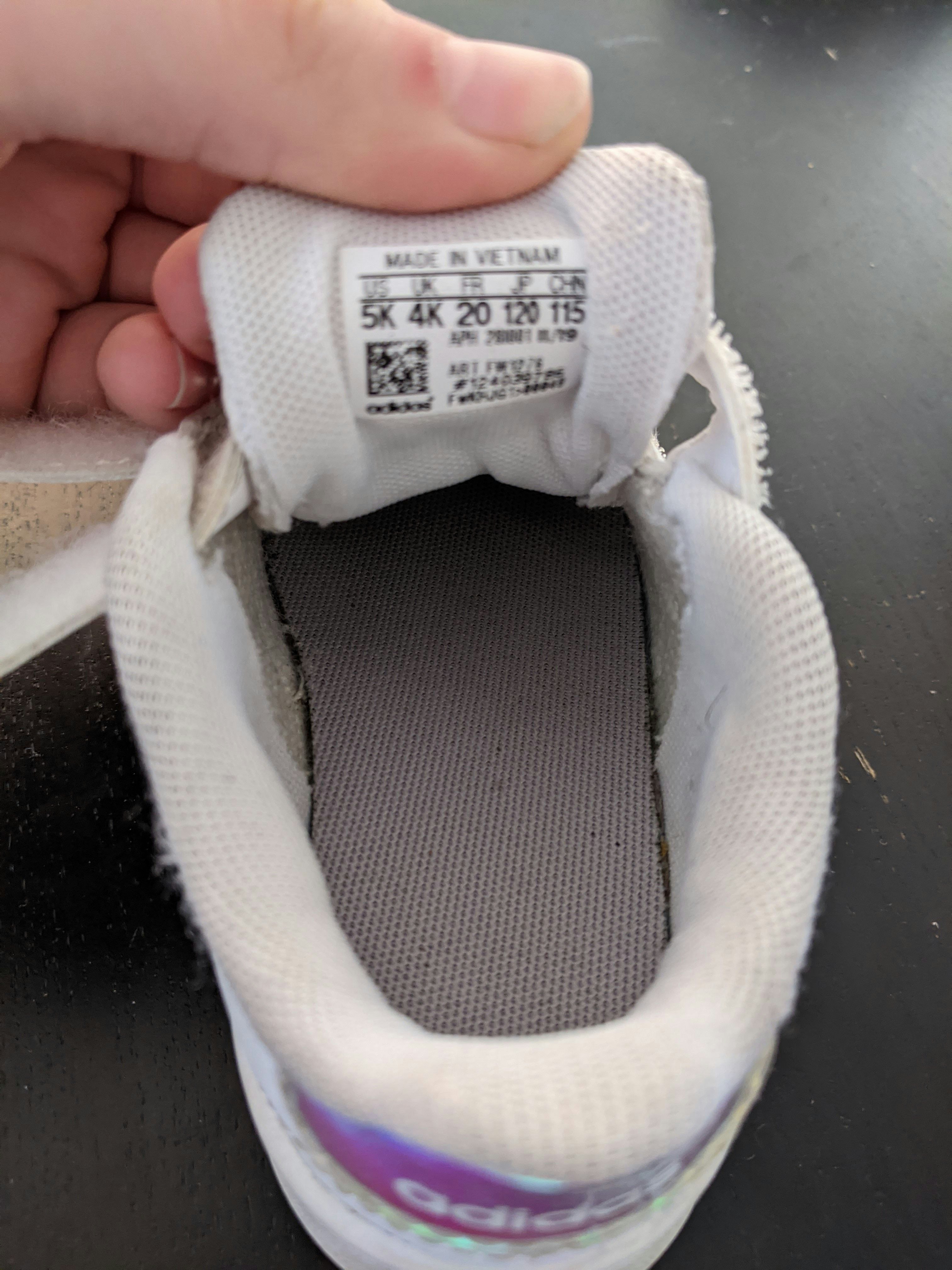 Baskets ADIDAS Taille 20