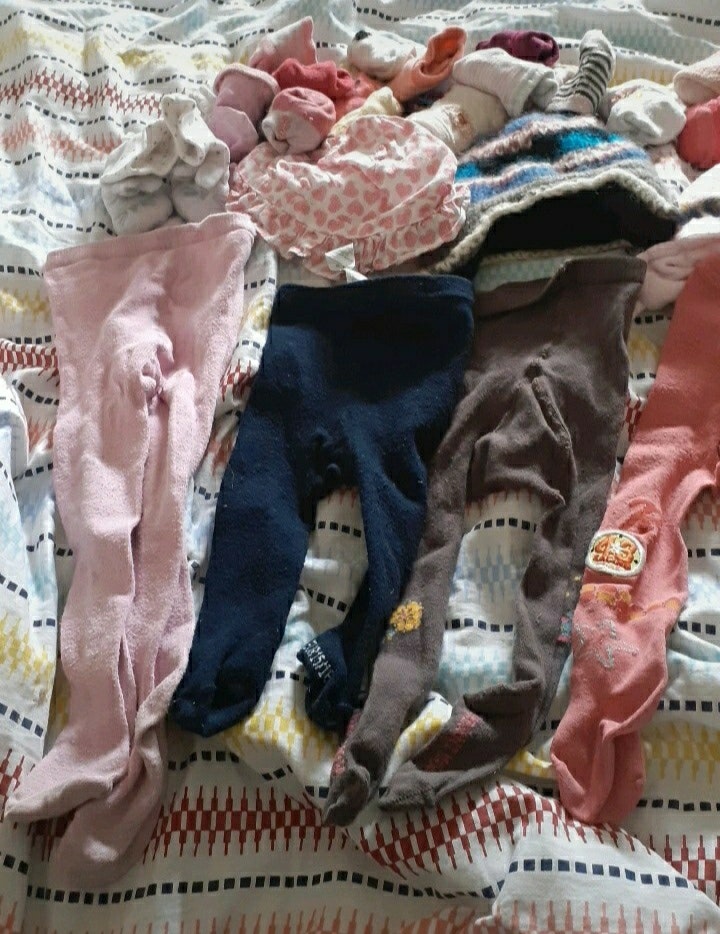 Lots collant et chaussettes 0/6mois - photo numéro 2