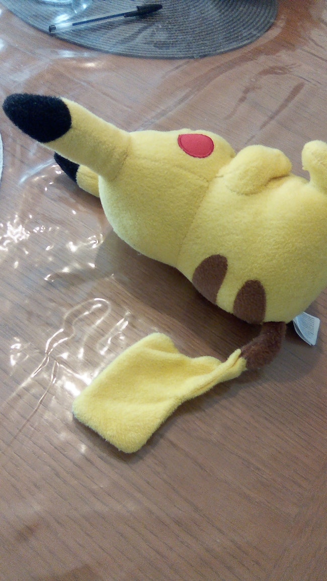 Peluche Pikachu Reserver Beebs Achat Vente Bebe