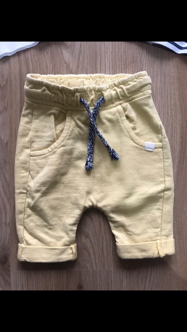 Lot de vêtements taille 1 mois - photo numéro 2