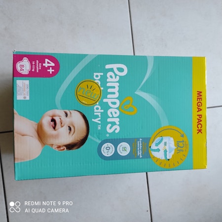 Méga pack couche pampers baby dry taille 4 +