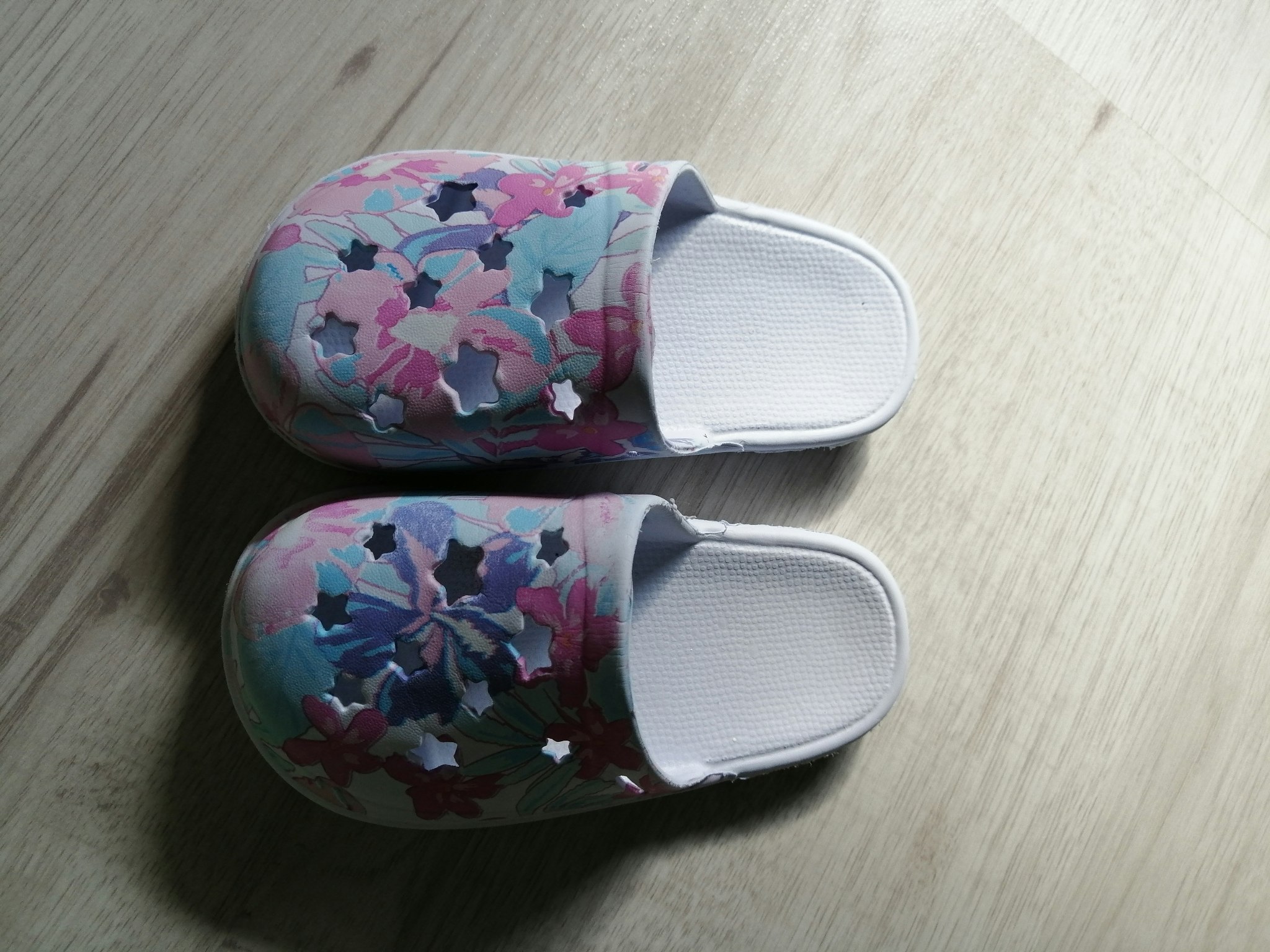 Crocs
