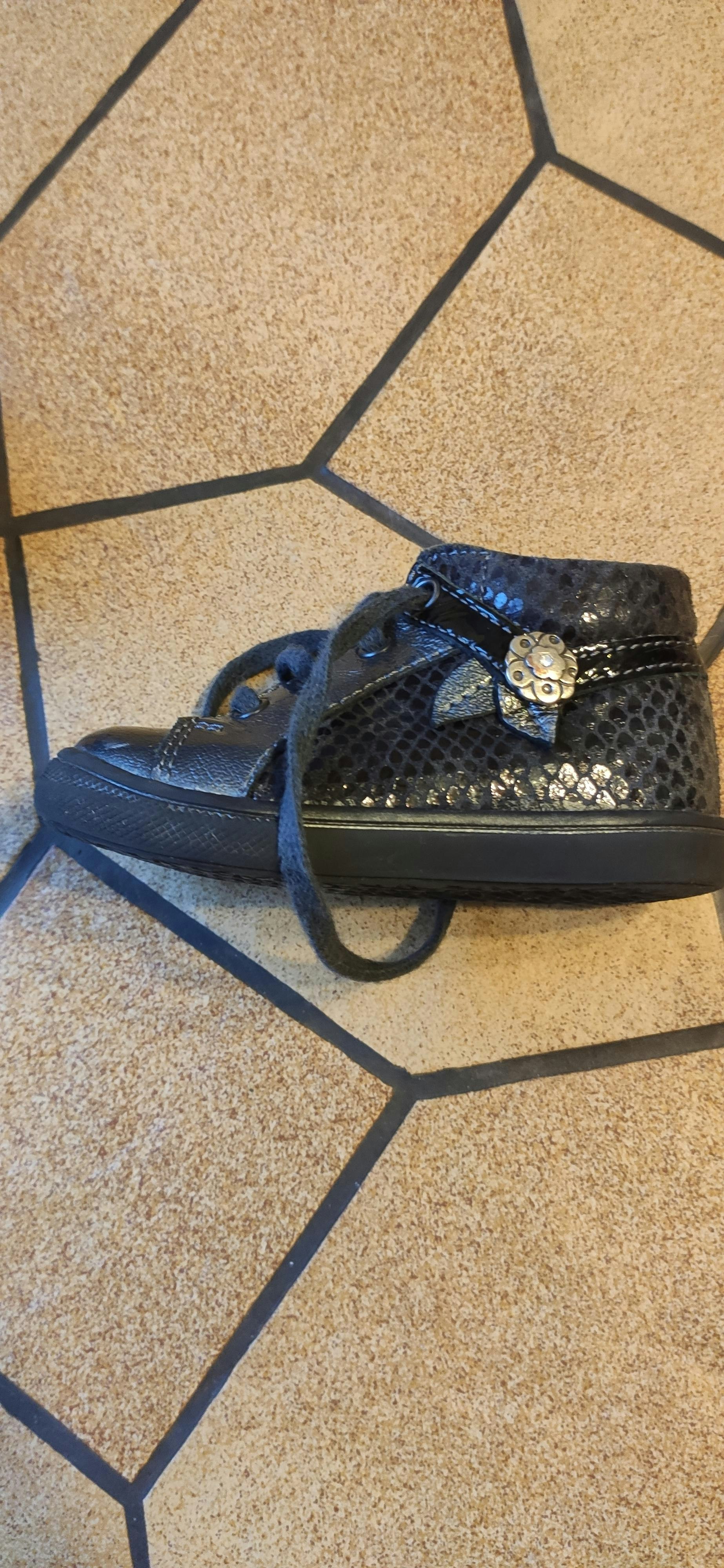 Chaussures 20 - photo numéro 2