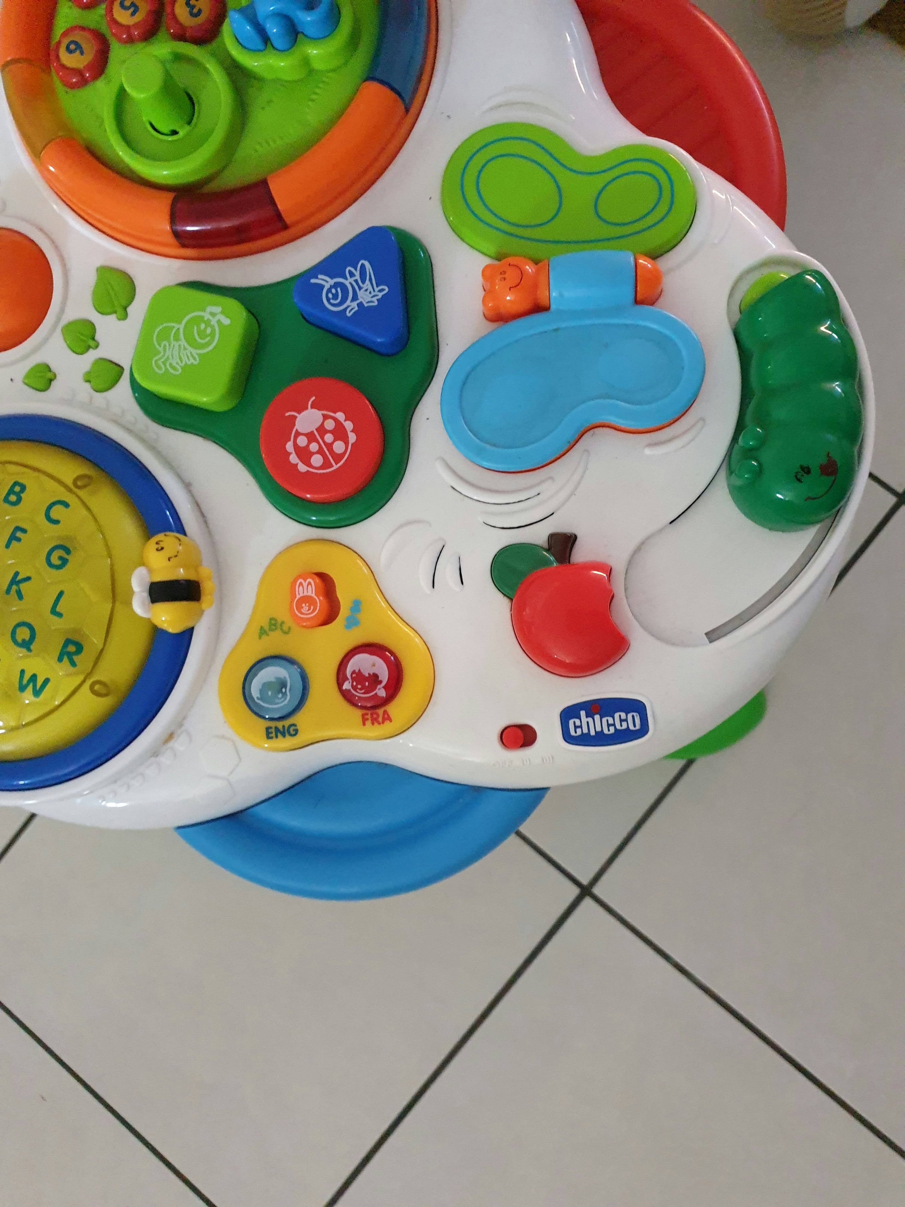 Table activité Chicco - photo numéro 2