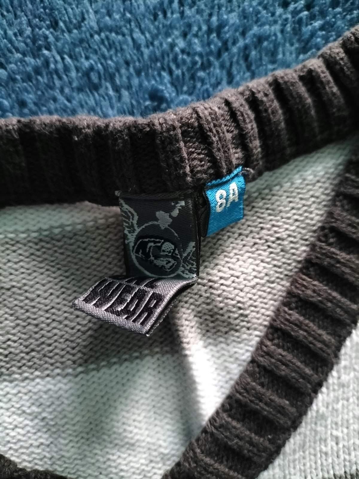 Pull sans manche 8 ans - photo numéro 3