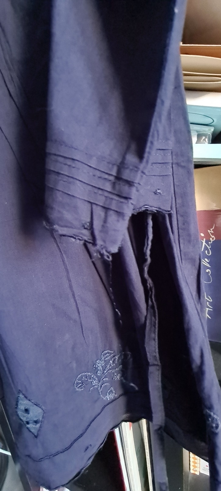 Blouse bleue marine - photo numéro 3
