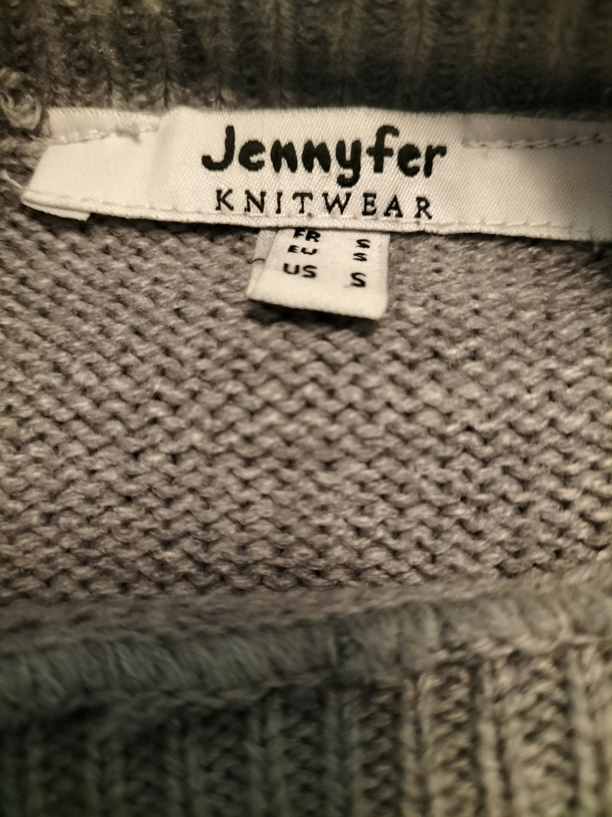 Pull Jennyfer taille S - photo numéro 3