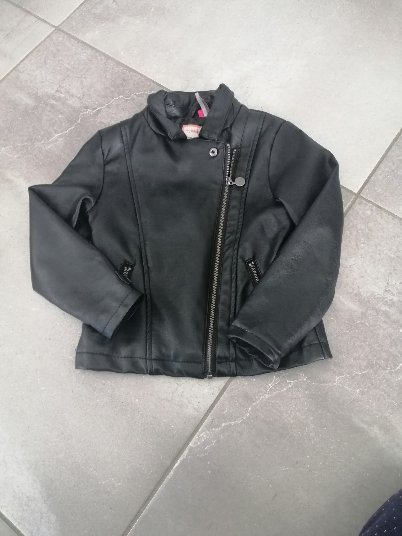 Veste fille simili cuir 4ans