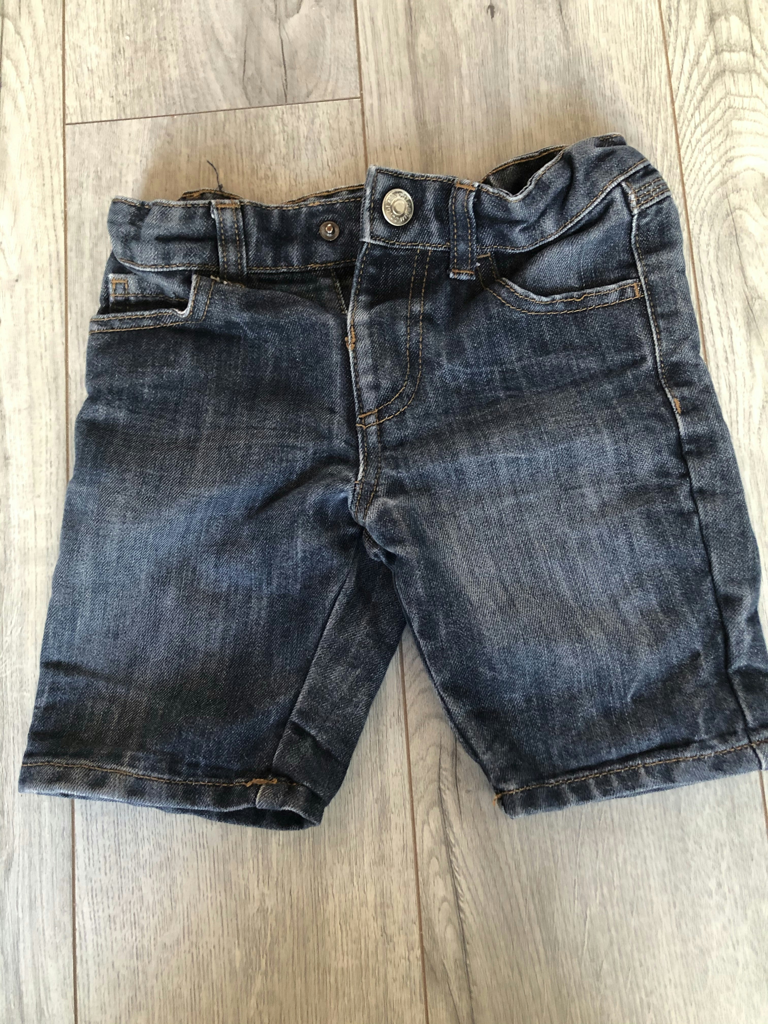 Short 3-4 ans