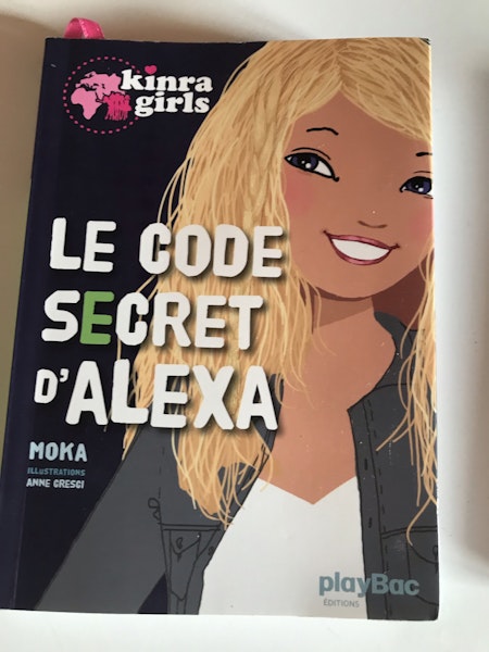 Livre Kinra Girls le code secret d’Alexa en bon état avec marque page 
Idéal a partir de 8 ans