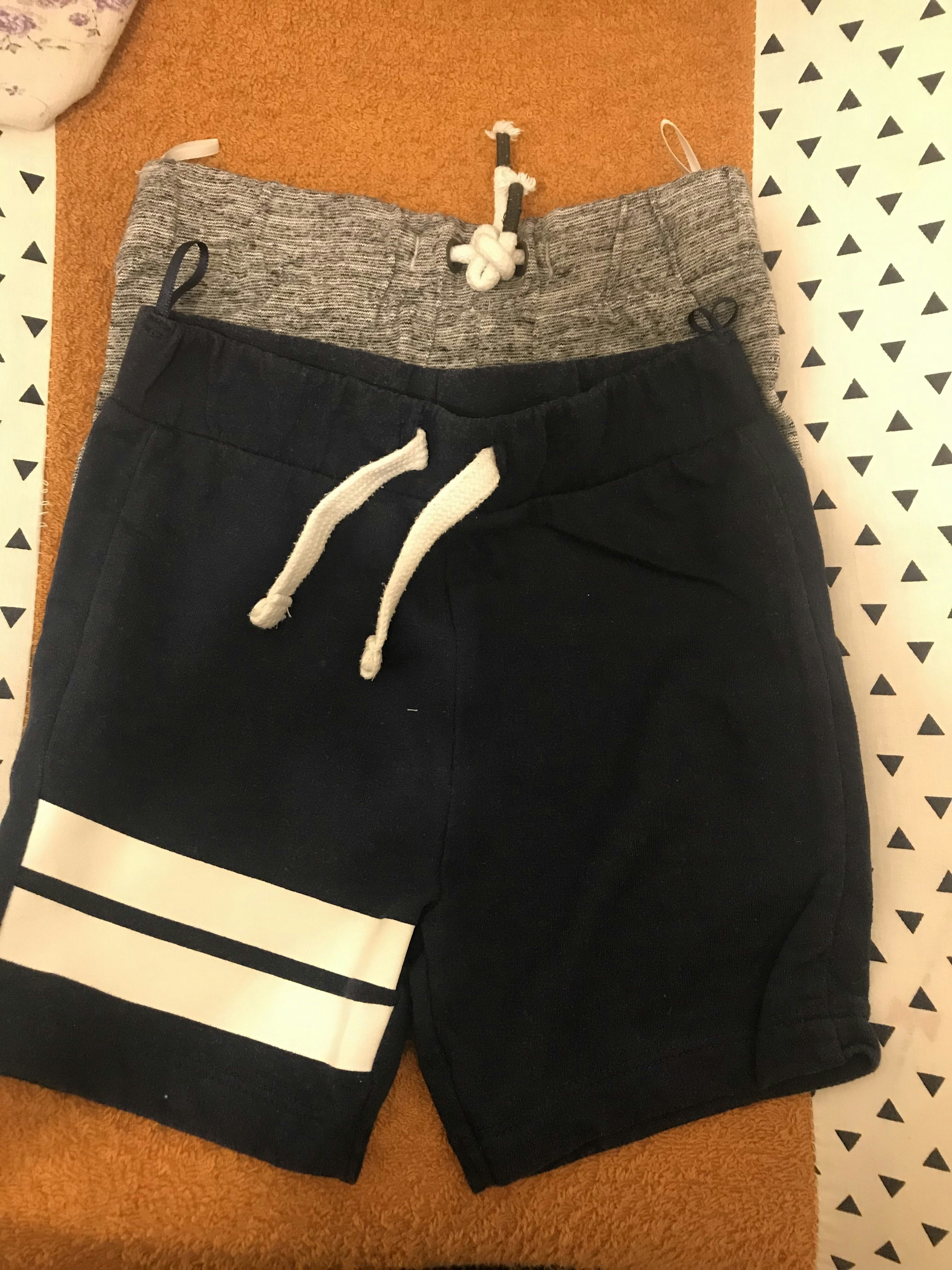 2 shorts