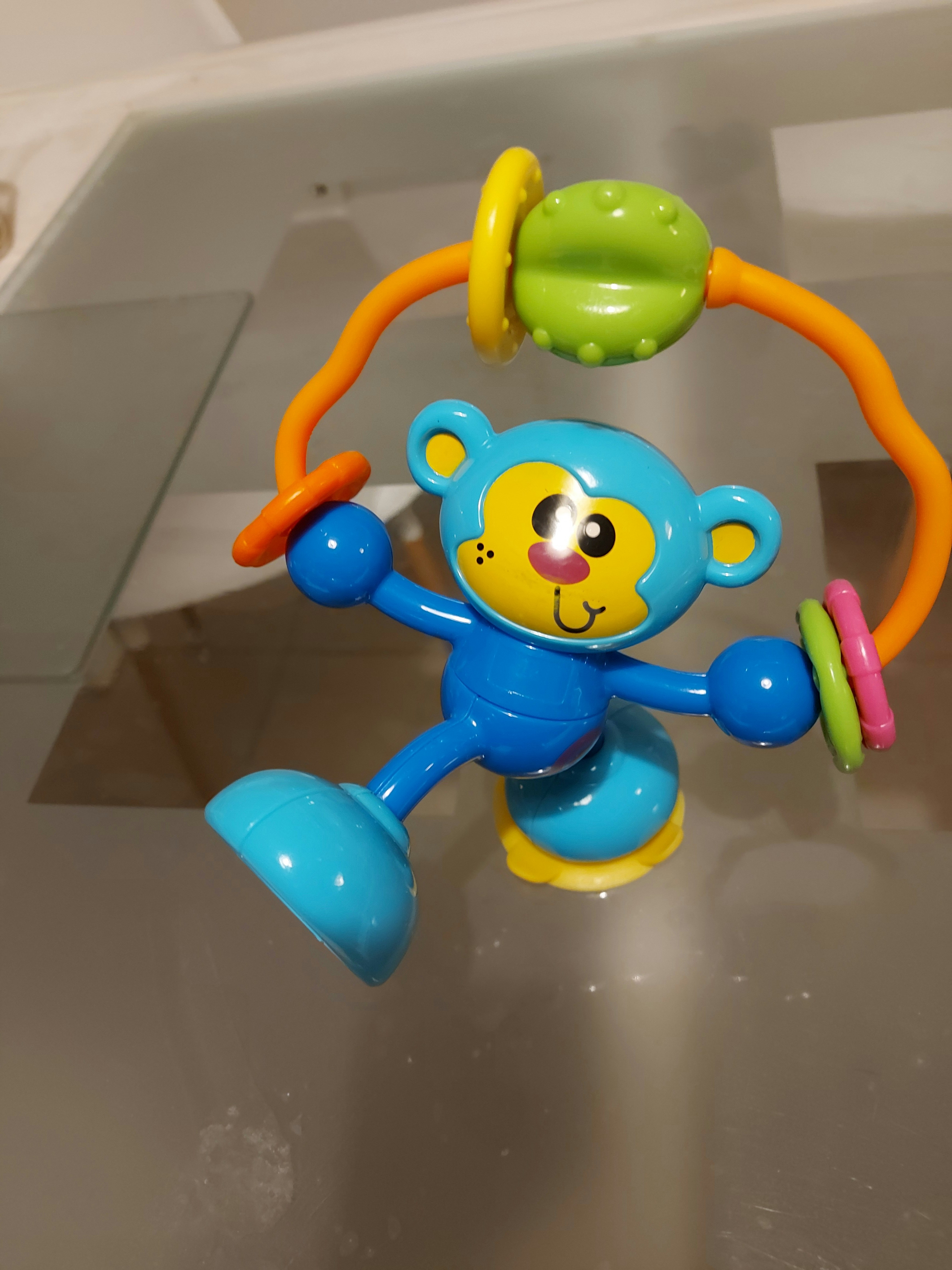 Jouets a ventouse