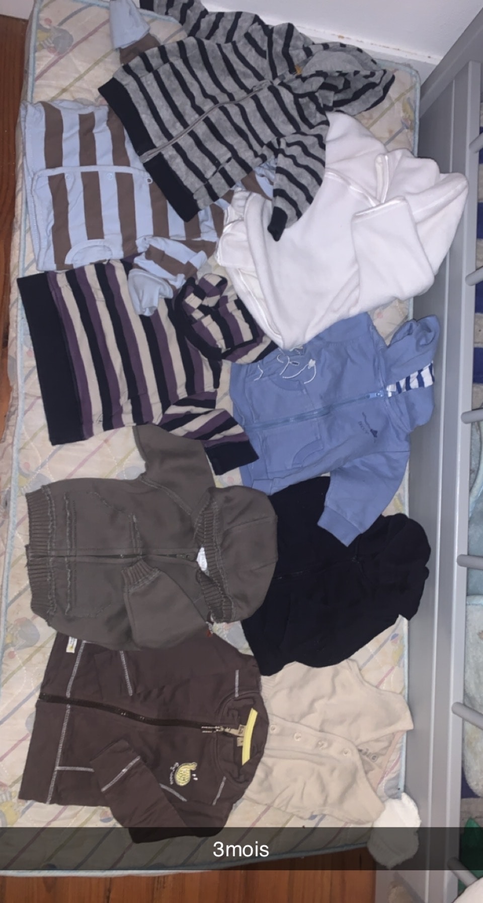 Pull / gilet garçon 3 mois