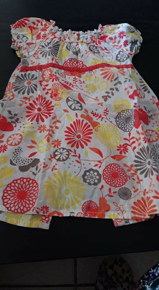 Lot 2 tuniques robes