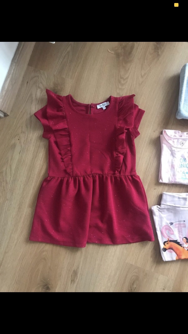Lot de vêtements taille 4-5 ans - photo numéro 4
