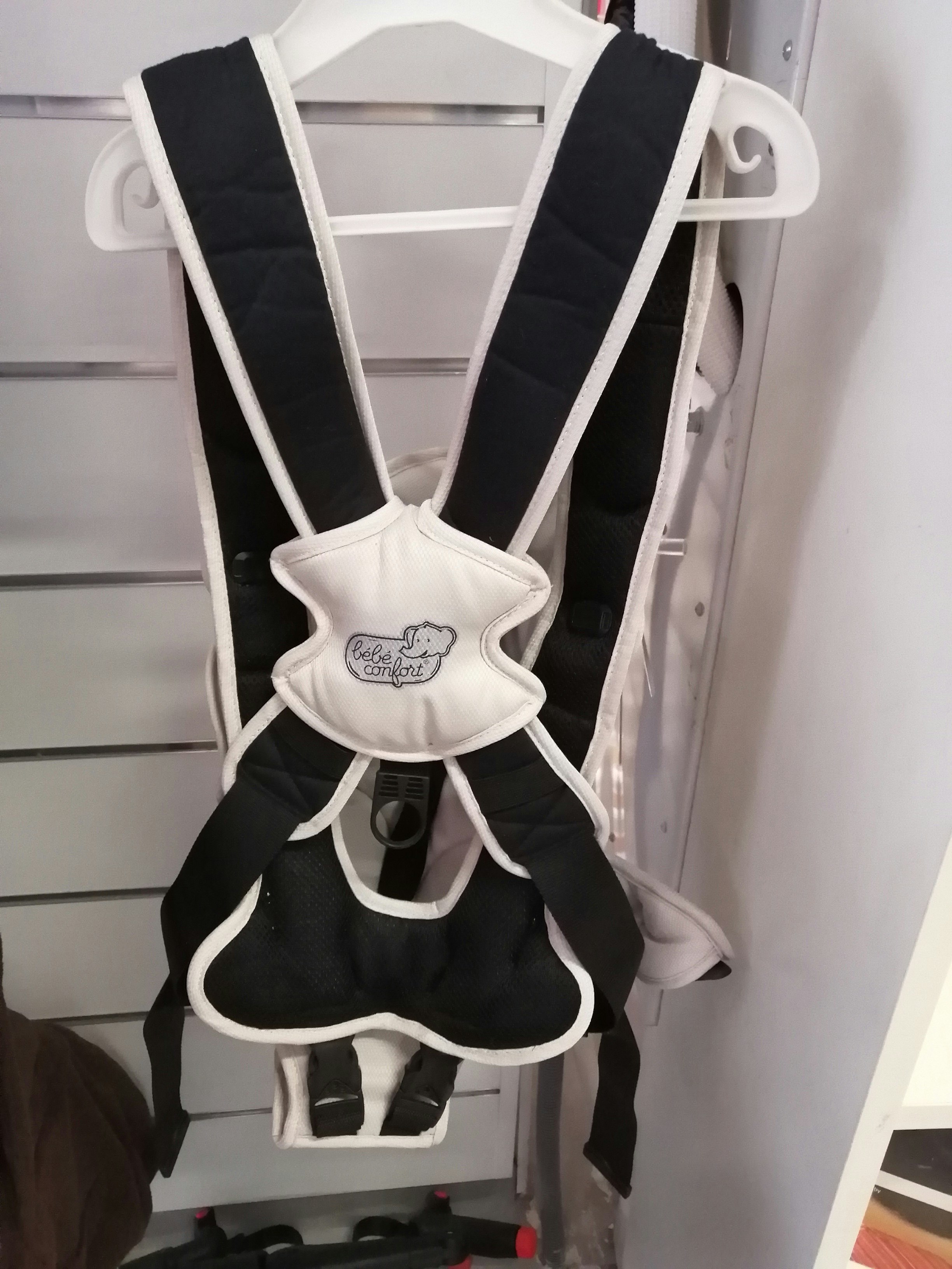 Porte bébé crème et noir - photo numéro 2