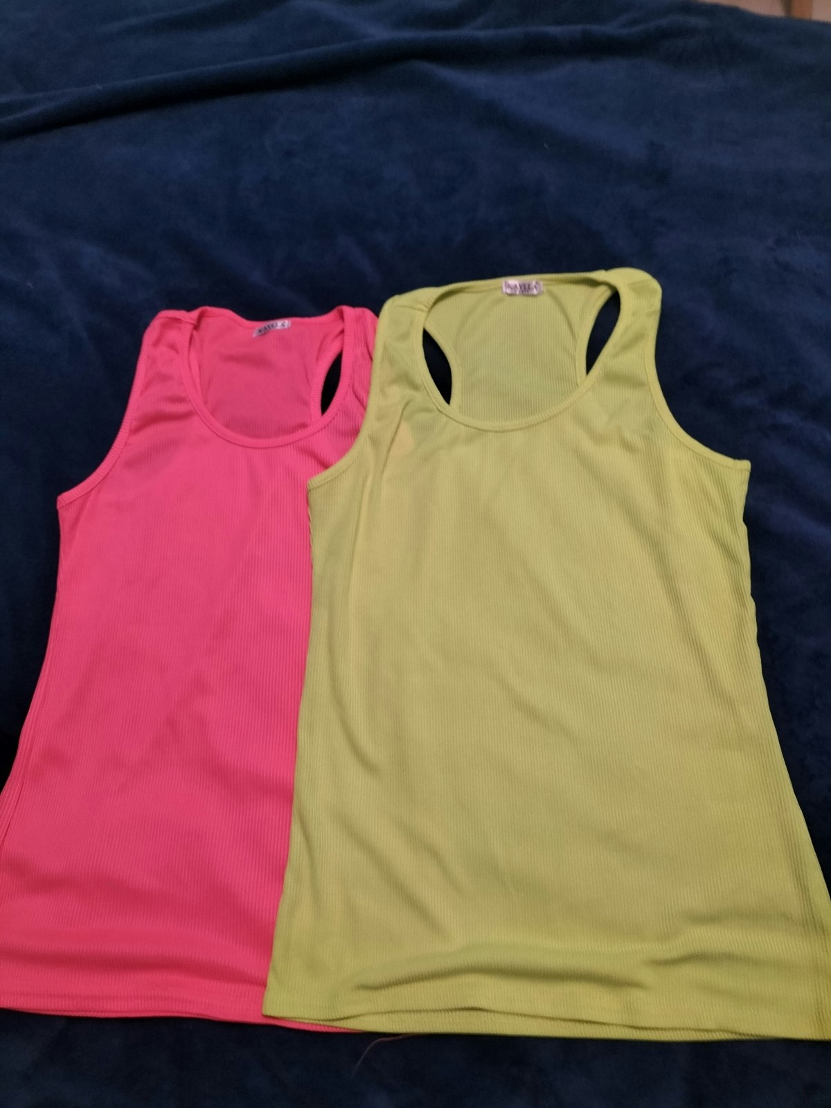 Lot de 2 débardeurs fluos taille unique neufs