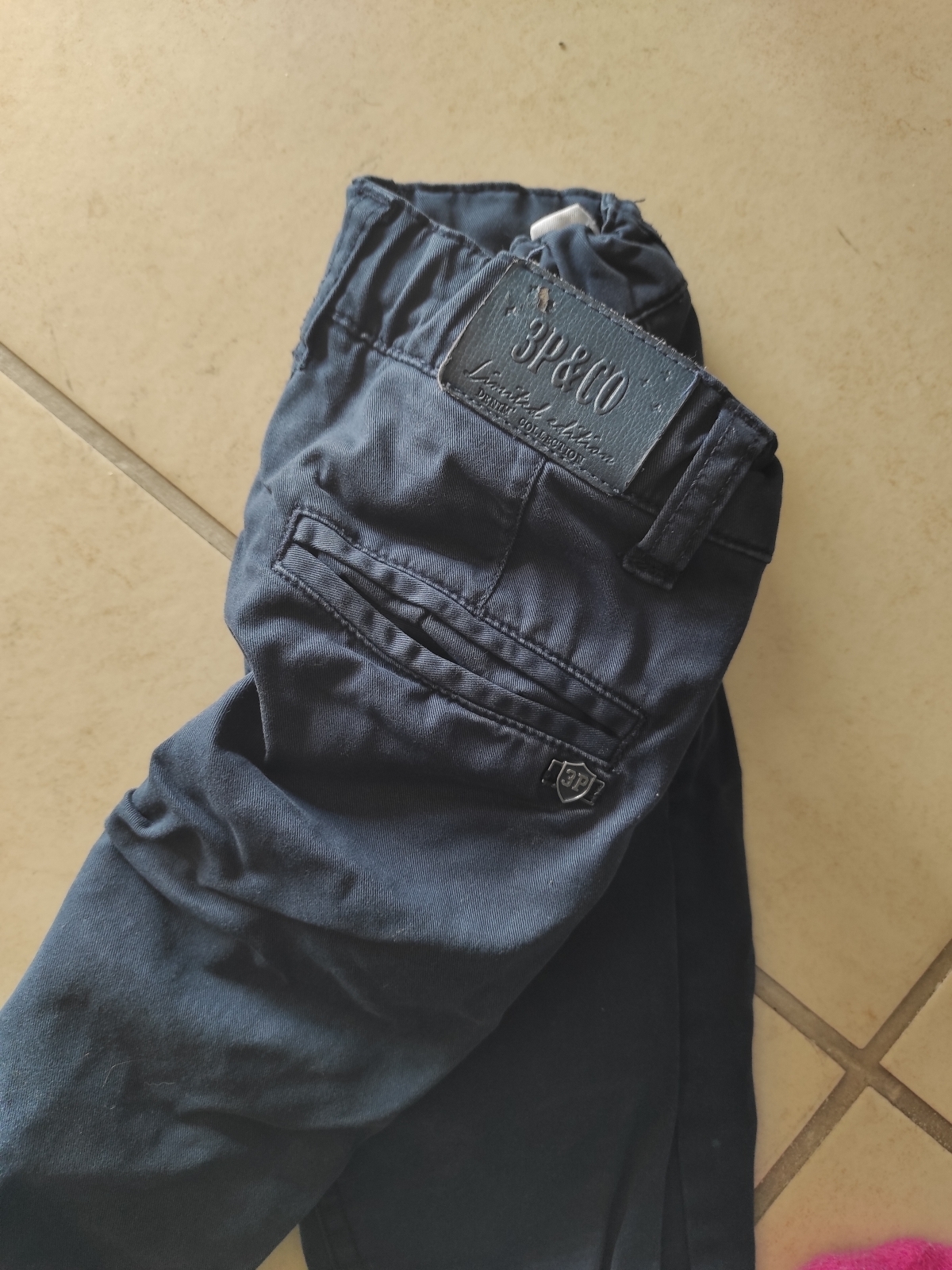 Lot pantalon 4 ans - photo numéro 2