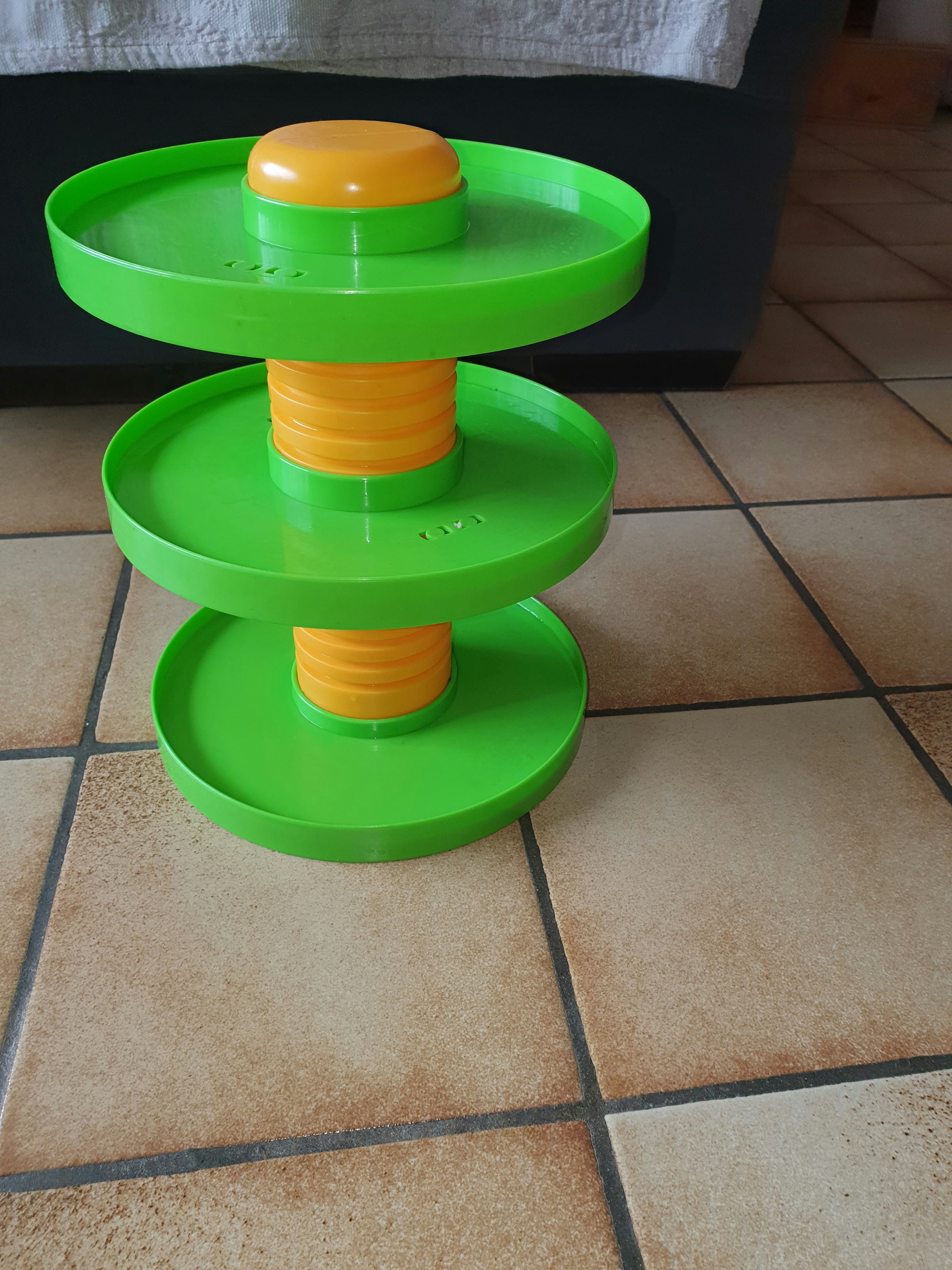 Tourniquet pour pots a bébé