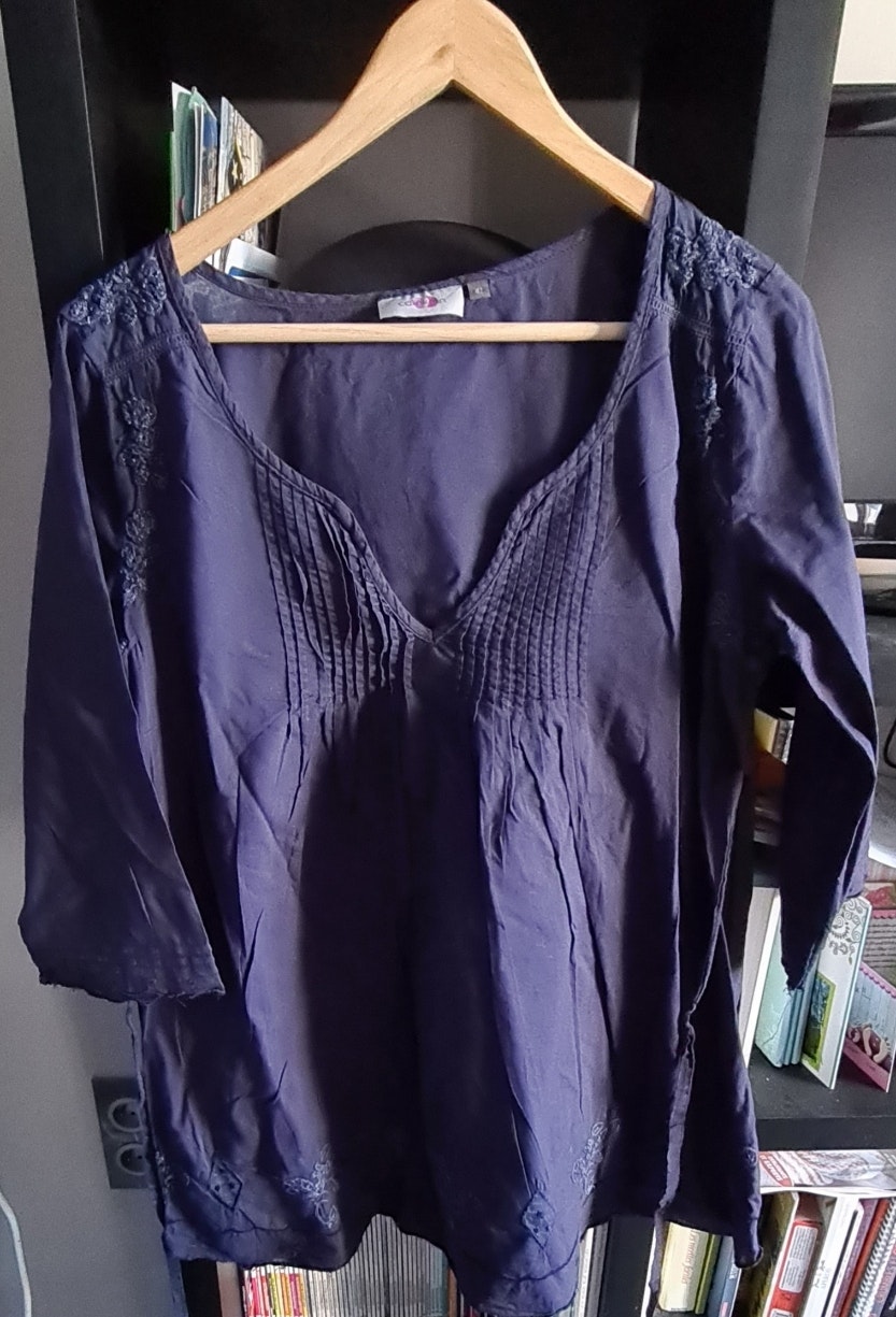 Blouse bleue marine