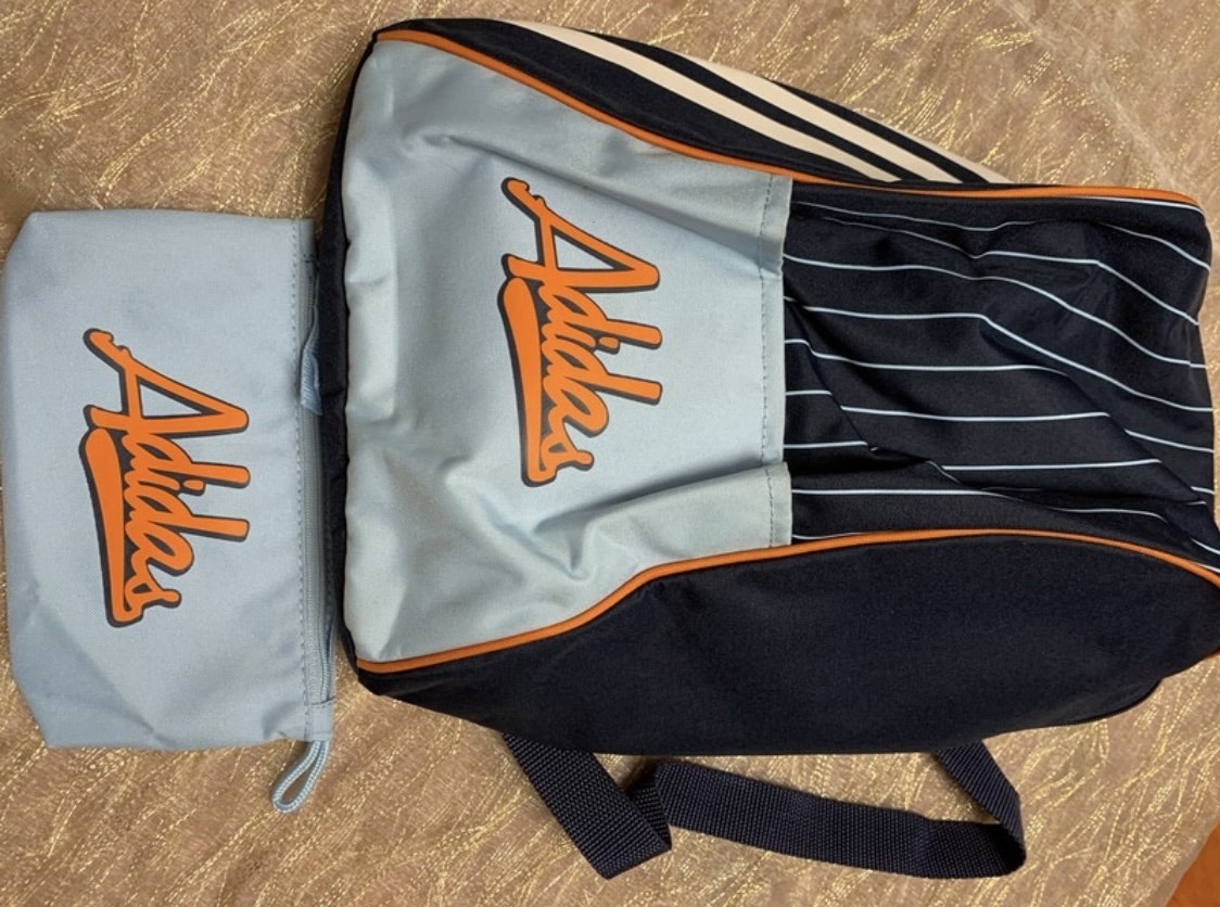 Sac à dos et pochette coordonnée Adidas