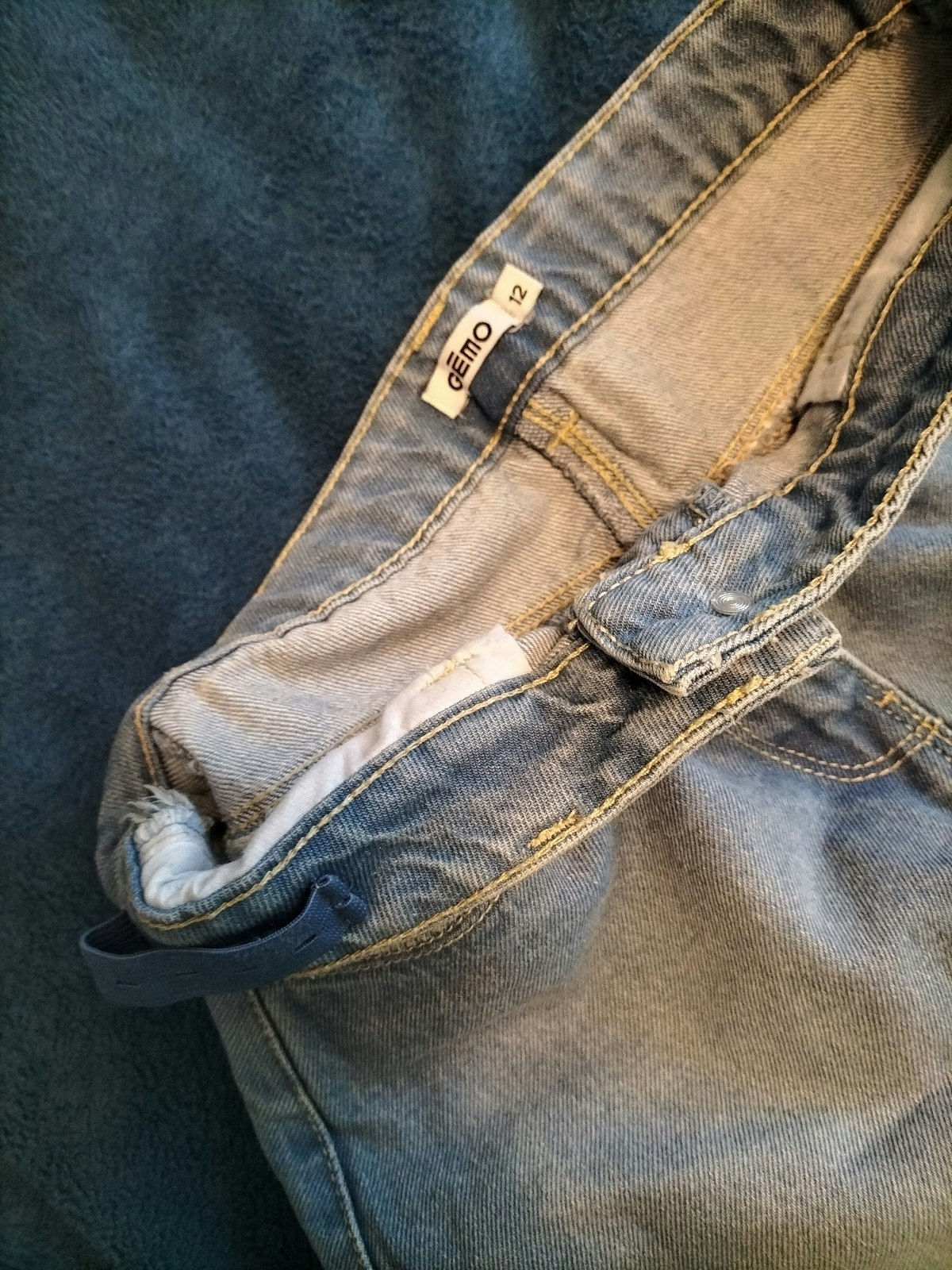 Jupe en jean neuve Gémo taille 12 ans - photo numéro 3