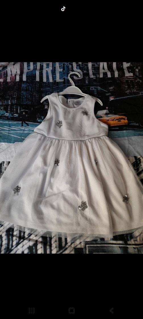 Robe blanche 4 ans