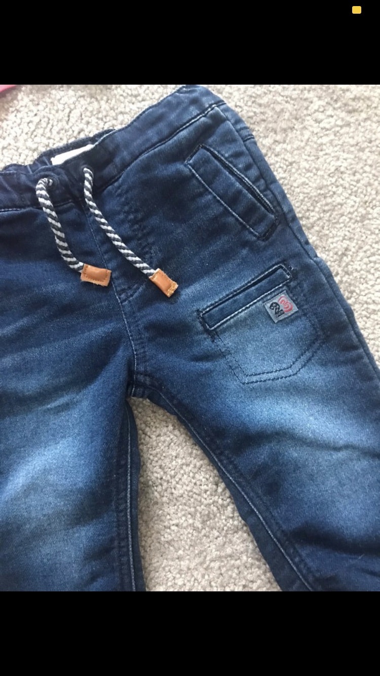 Ensemble 2 t shirt et jean taille 18 mois - photo numéro 6