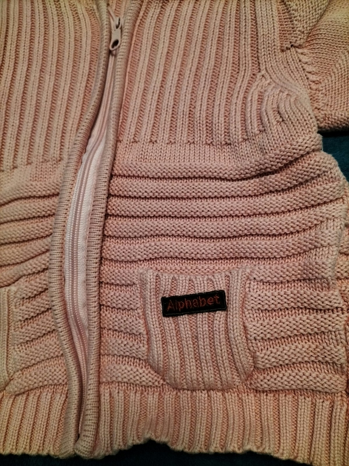 Gilet Alphabet à capuche taille 5 ans