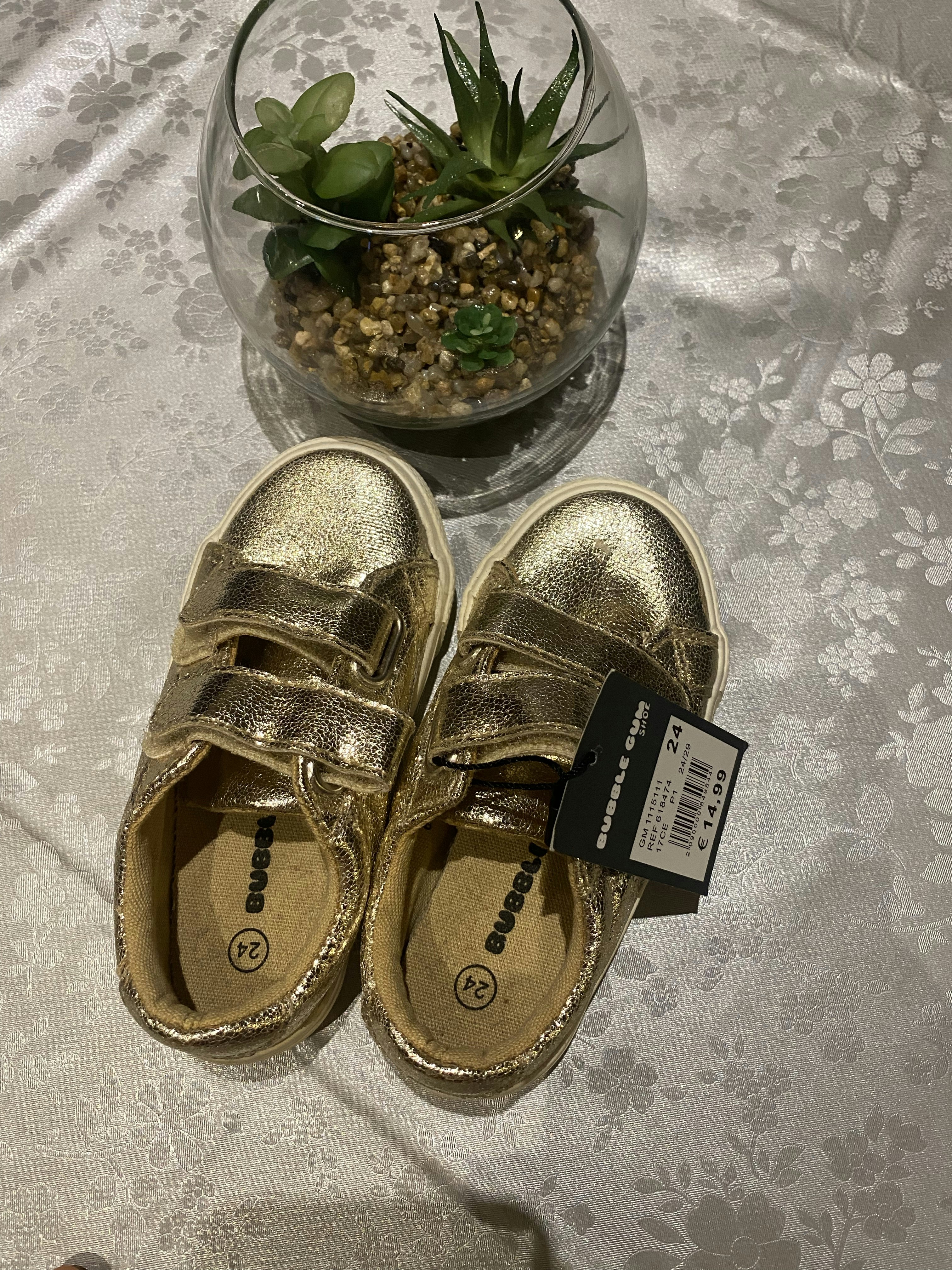 Chaussure enfant pt 24