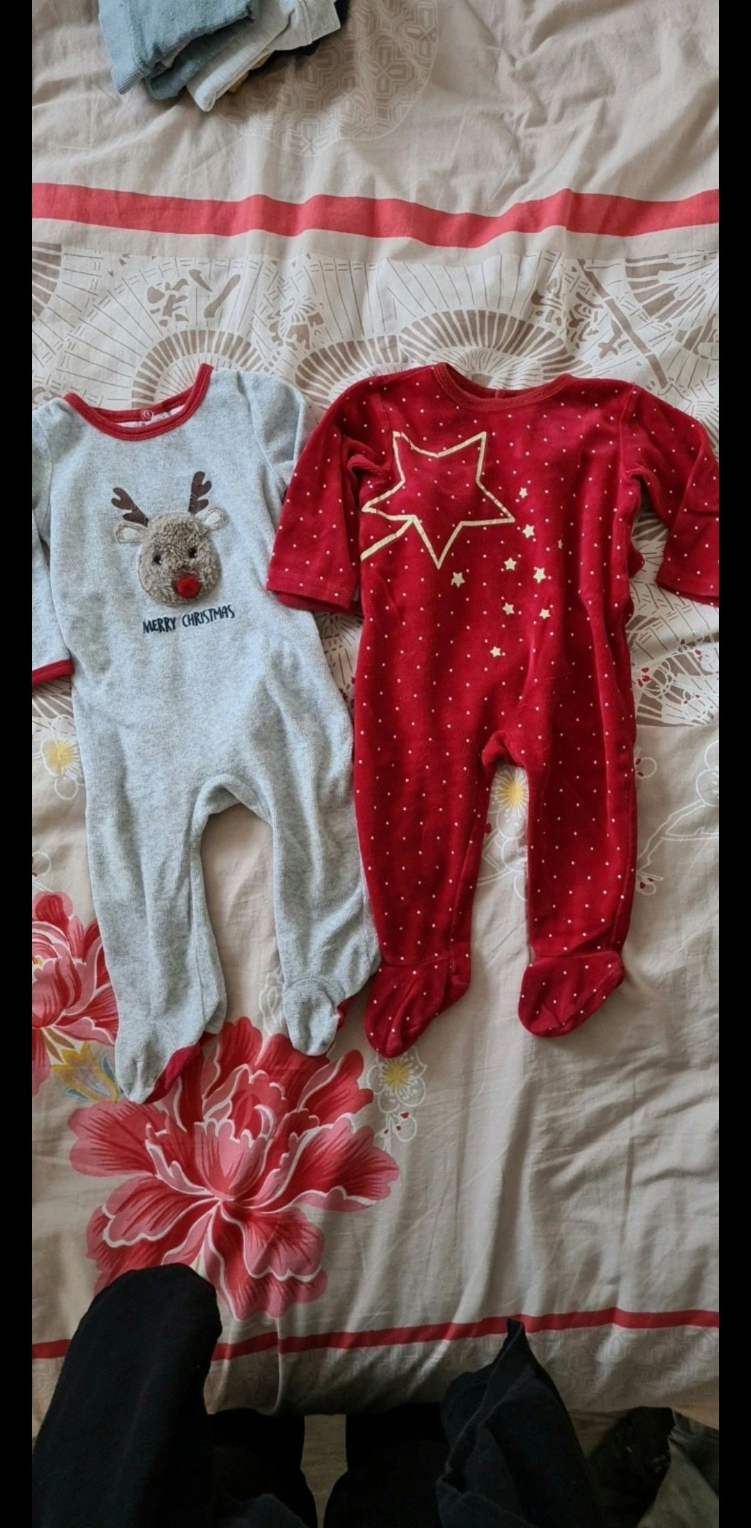 Lot de 2 pyjamas de Noël