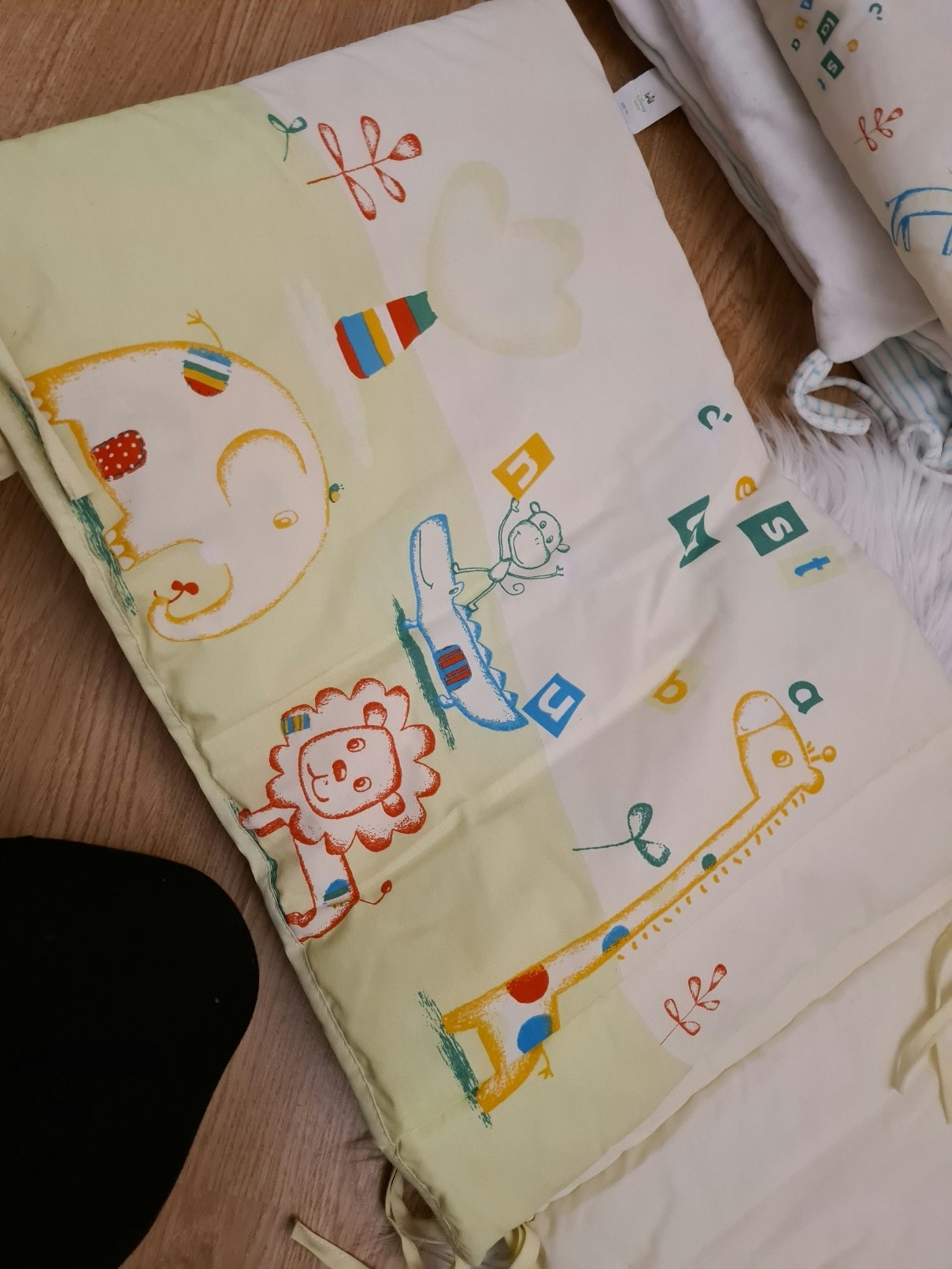 Tour de lit et gigoteuse jungle