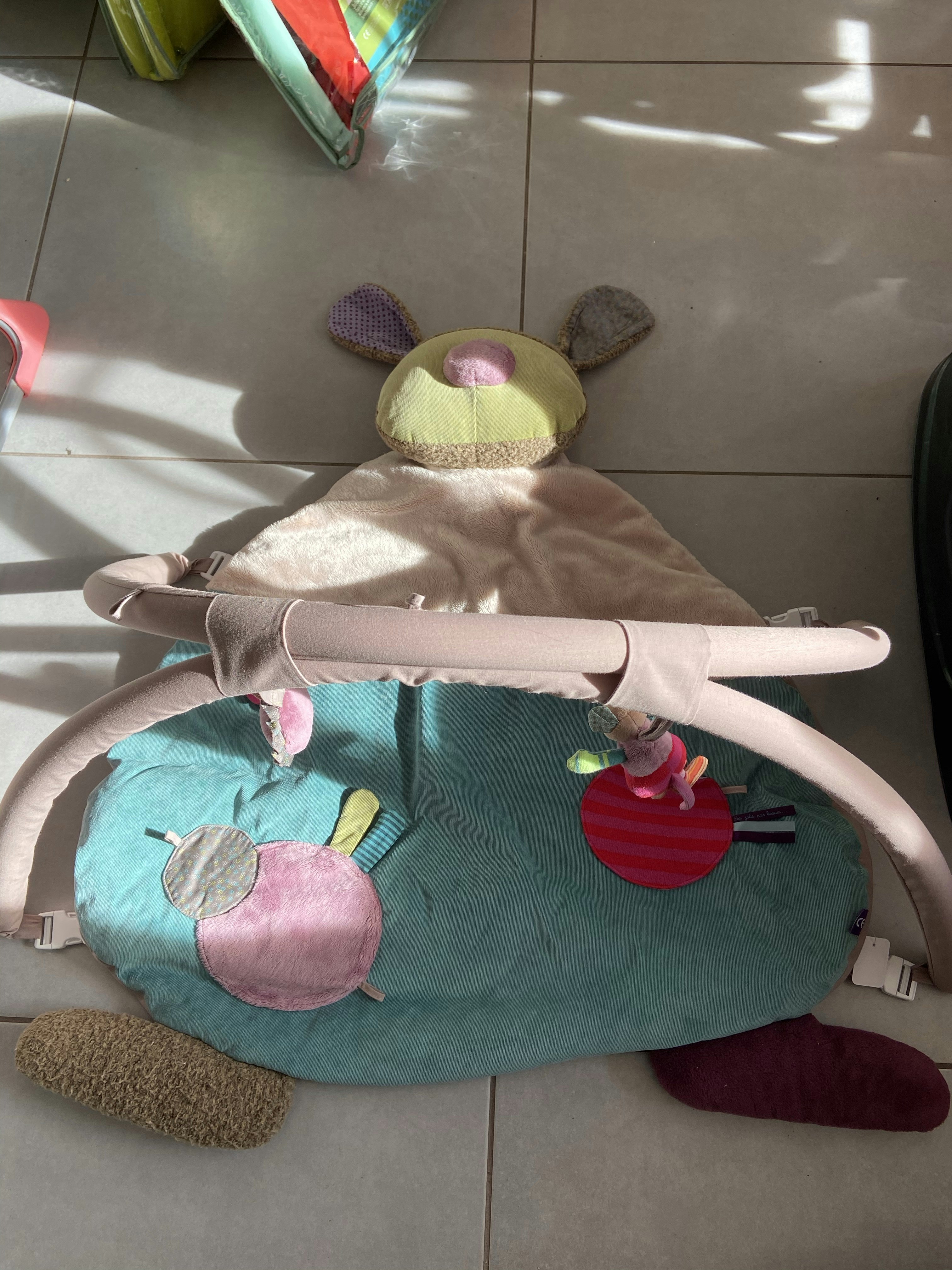 Tapis d’éveil lapin