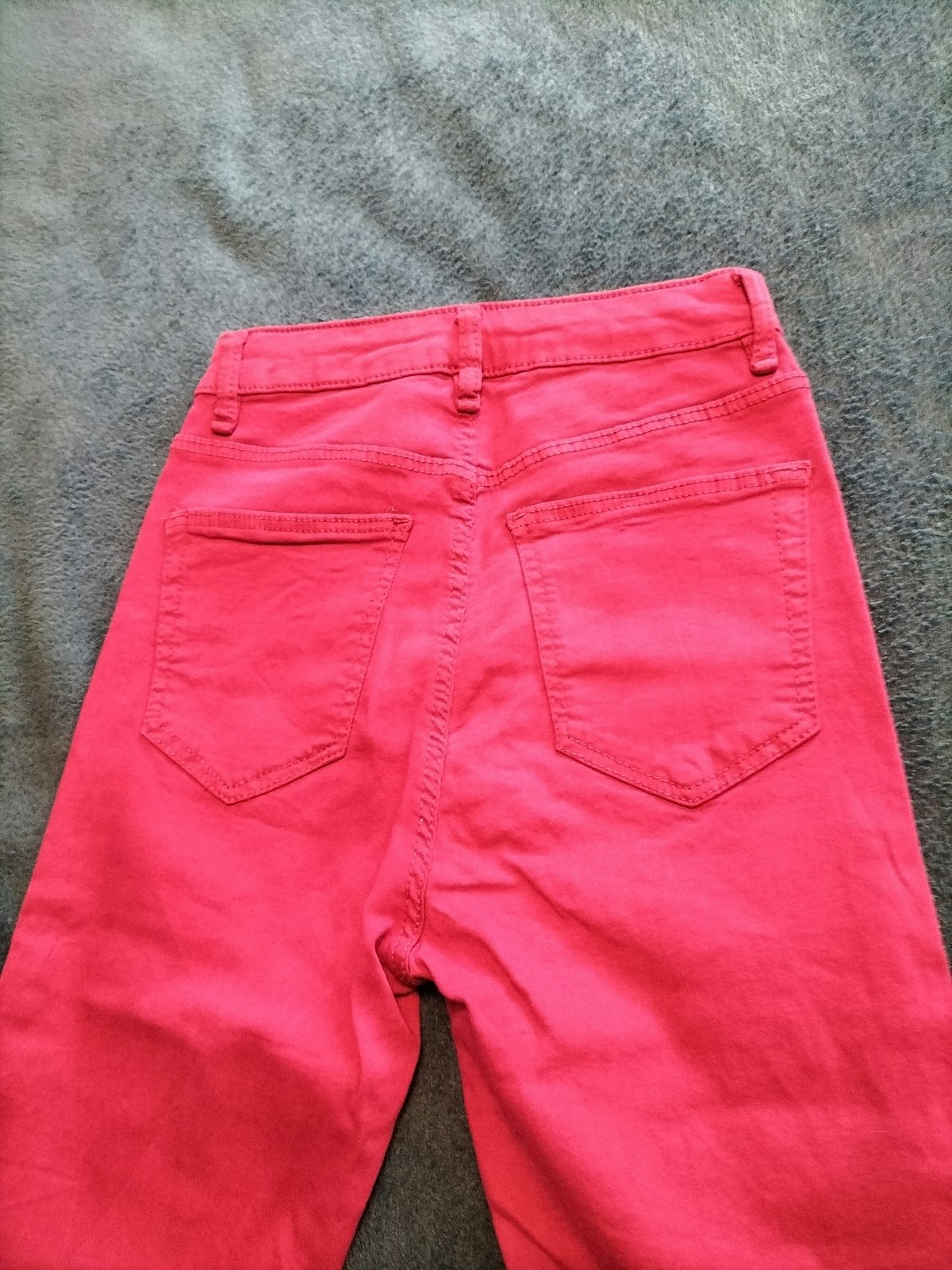 Jean Bershka taille 34 - photo numéro 5