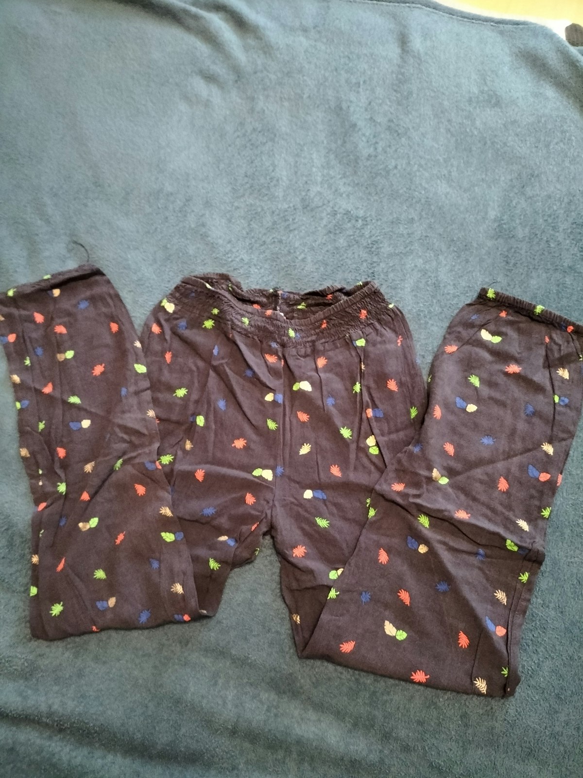 Pantalon fluide GEMO taille 12 ans