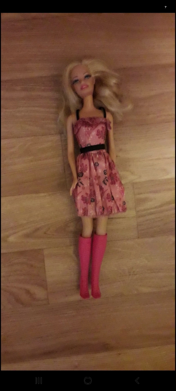Barbie bottes roses
