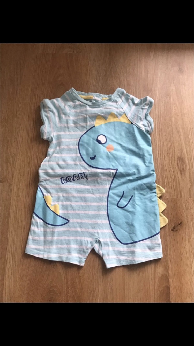 Lot de vêtements taille 18 mois - photo numéro 9