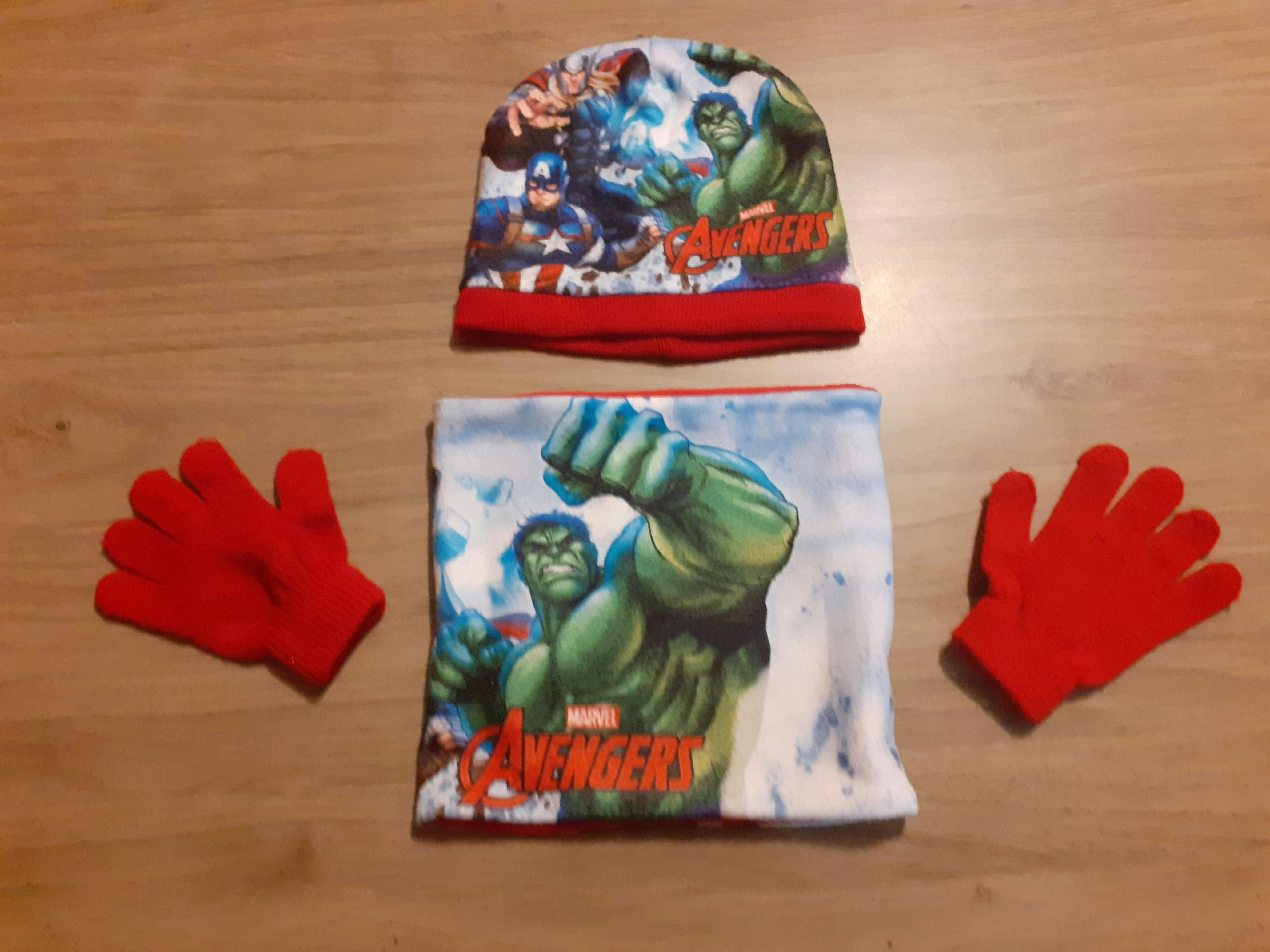 Ensemble bonnet tour de cou et gants Avengers