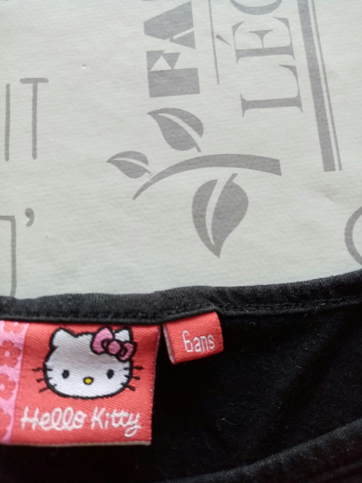 Tee shirt noir manches longues fille 6 ans hello kitty - photo numéro 2