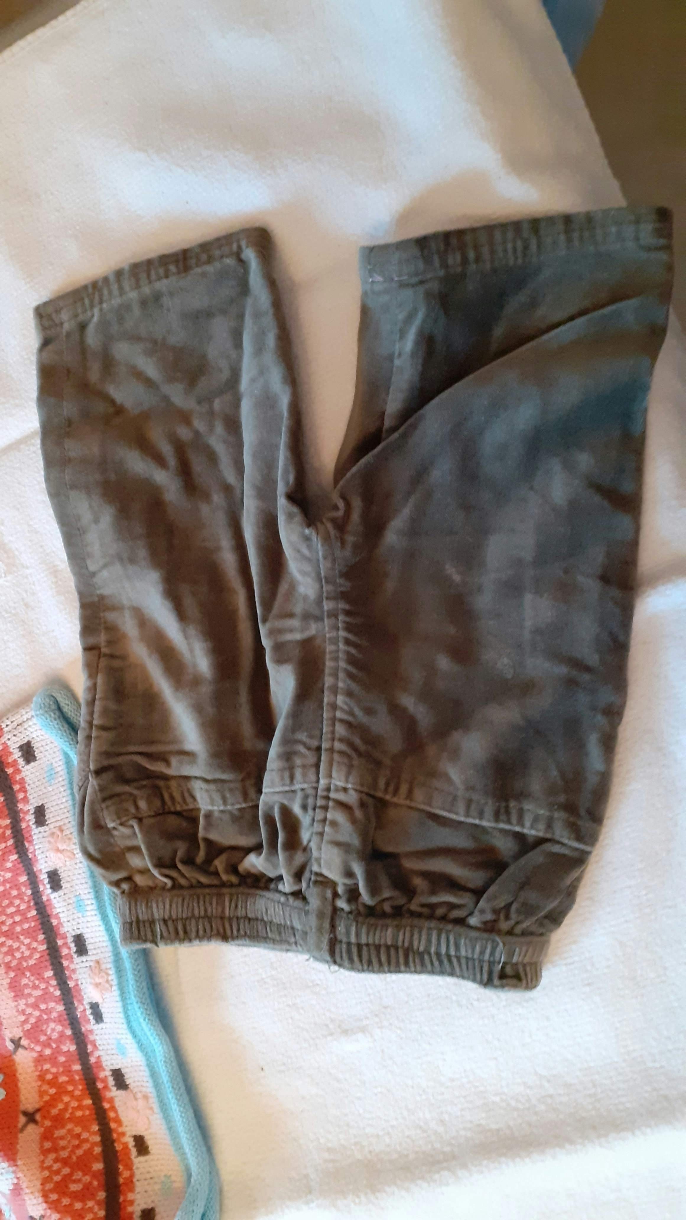 Ensemble pull et pantalon vert en velours lisse - photo numéro 2