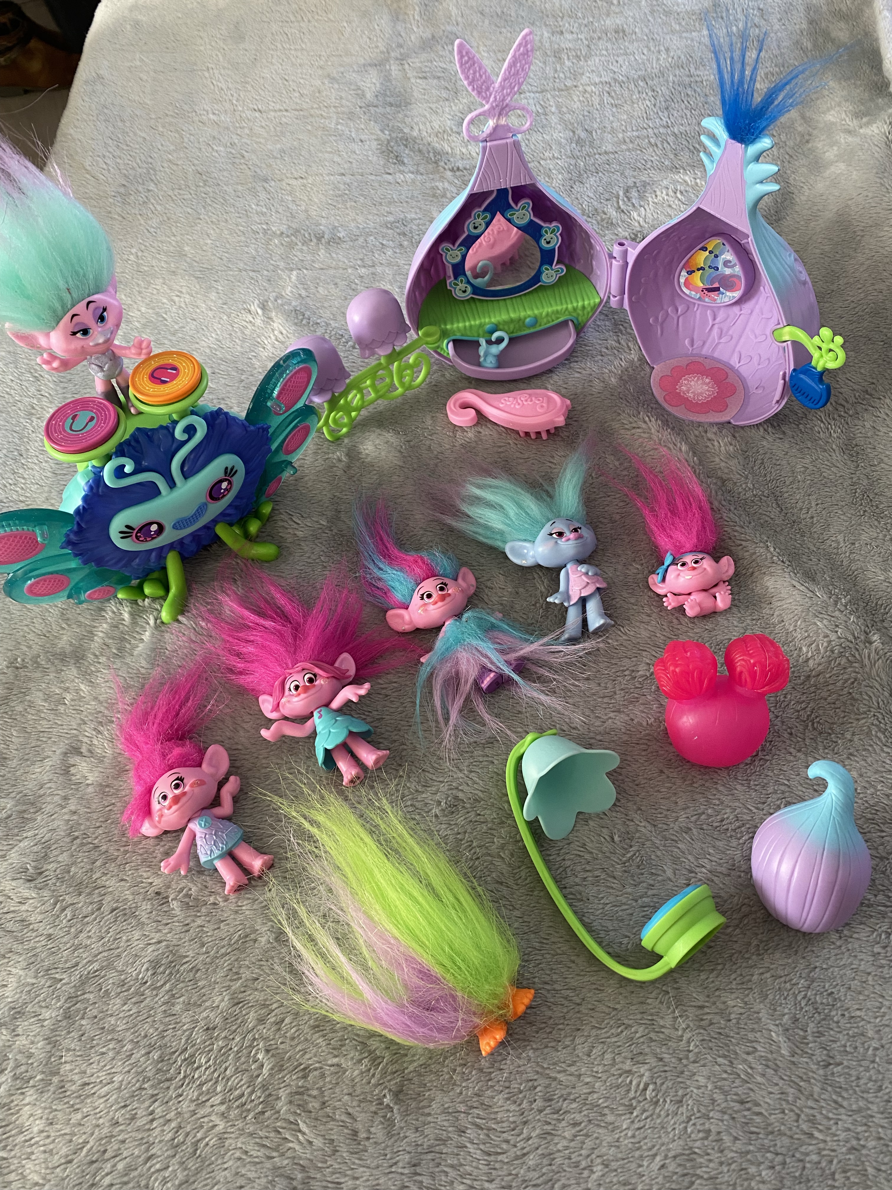 Lot Trolls
