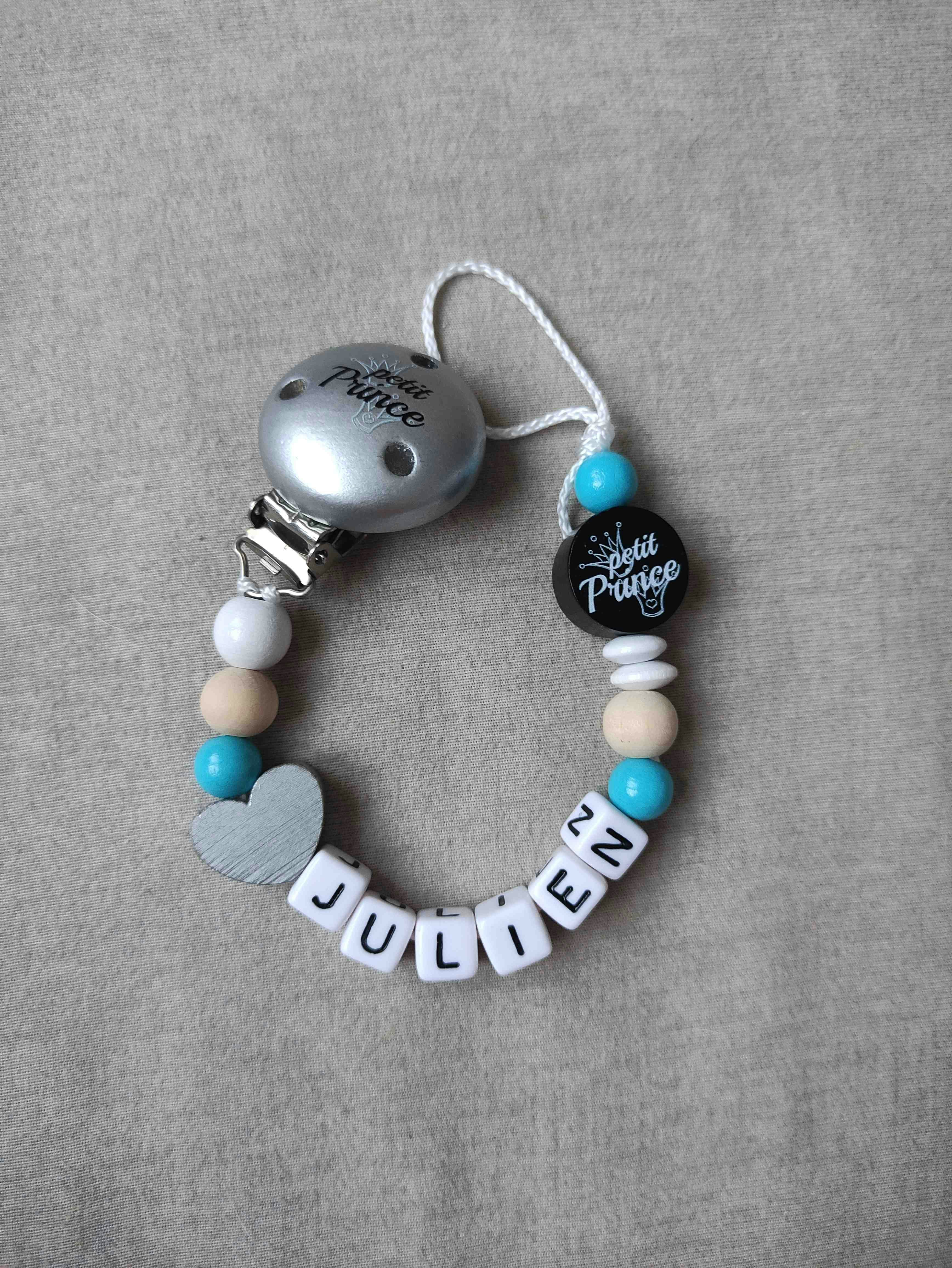 Attache tétine prince