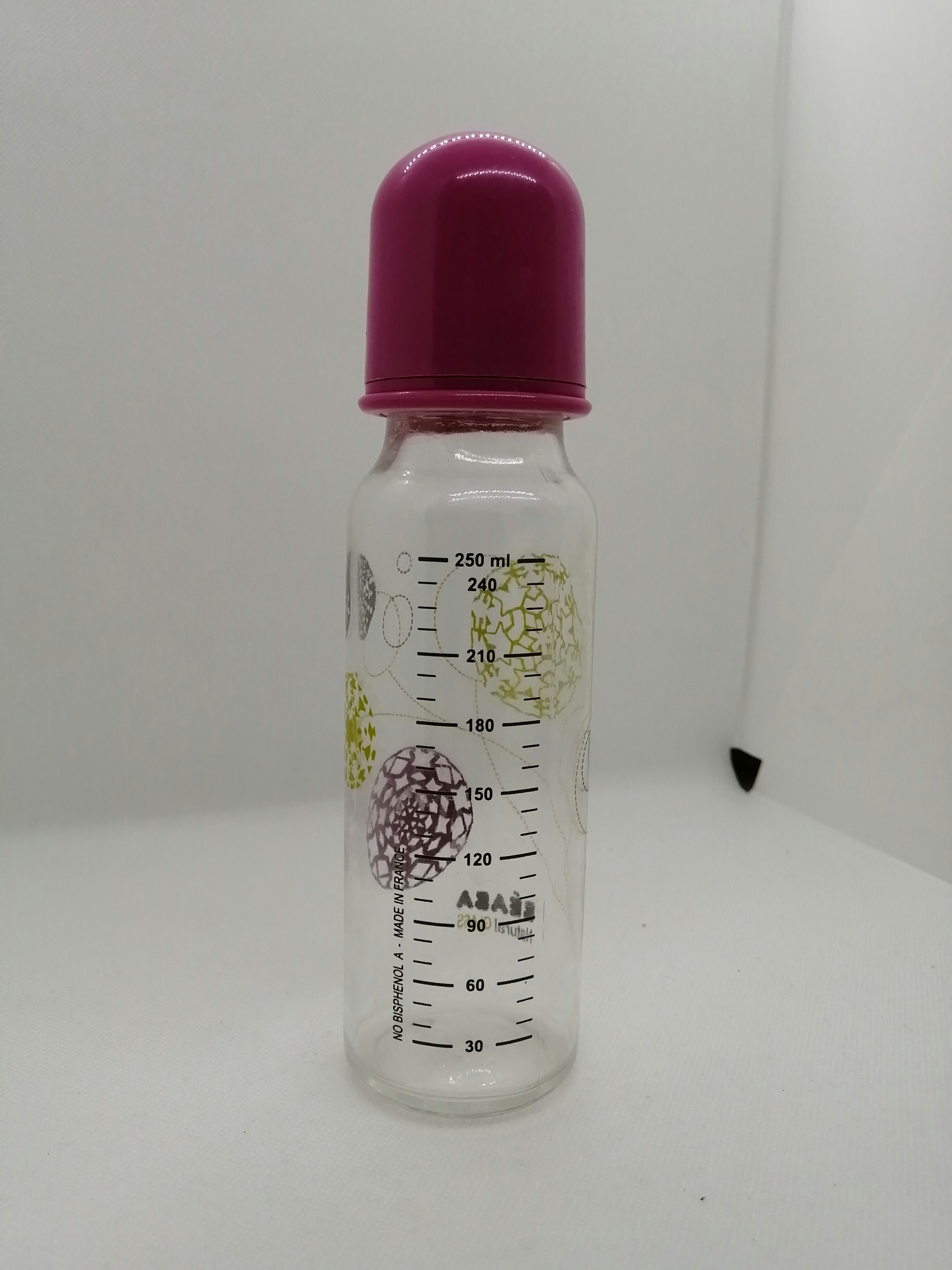 Biberon en verre avec capuchon rose