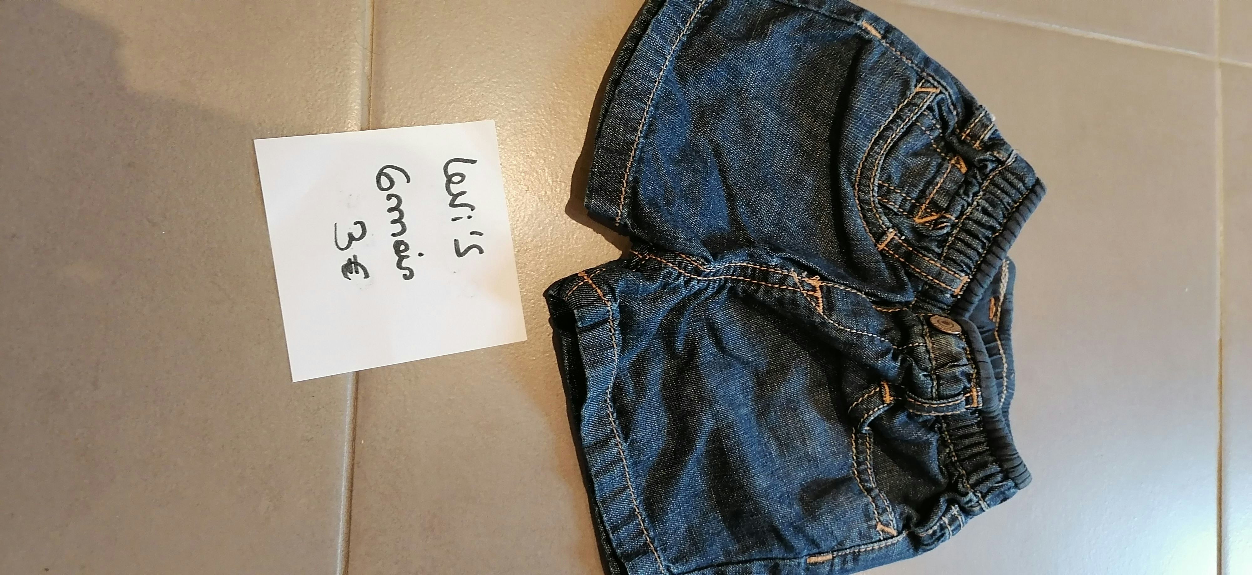 Short 6 mois levis